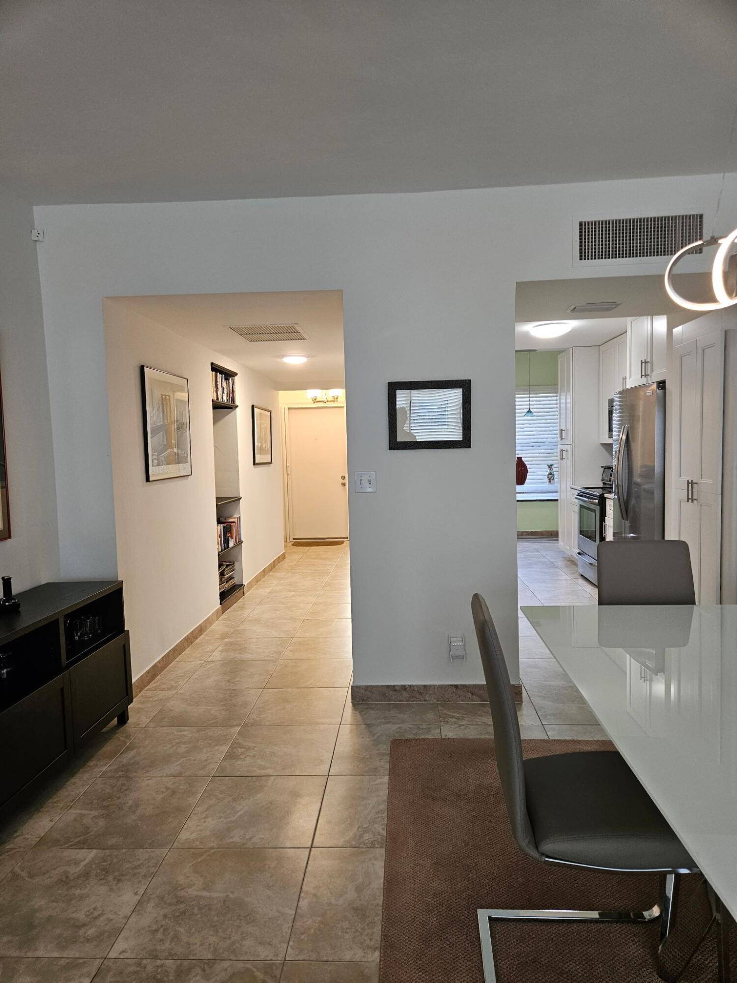 Delray Beach, FL 33445,900 Greensward LN 106-G