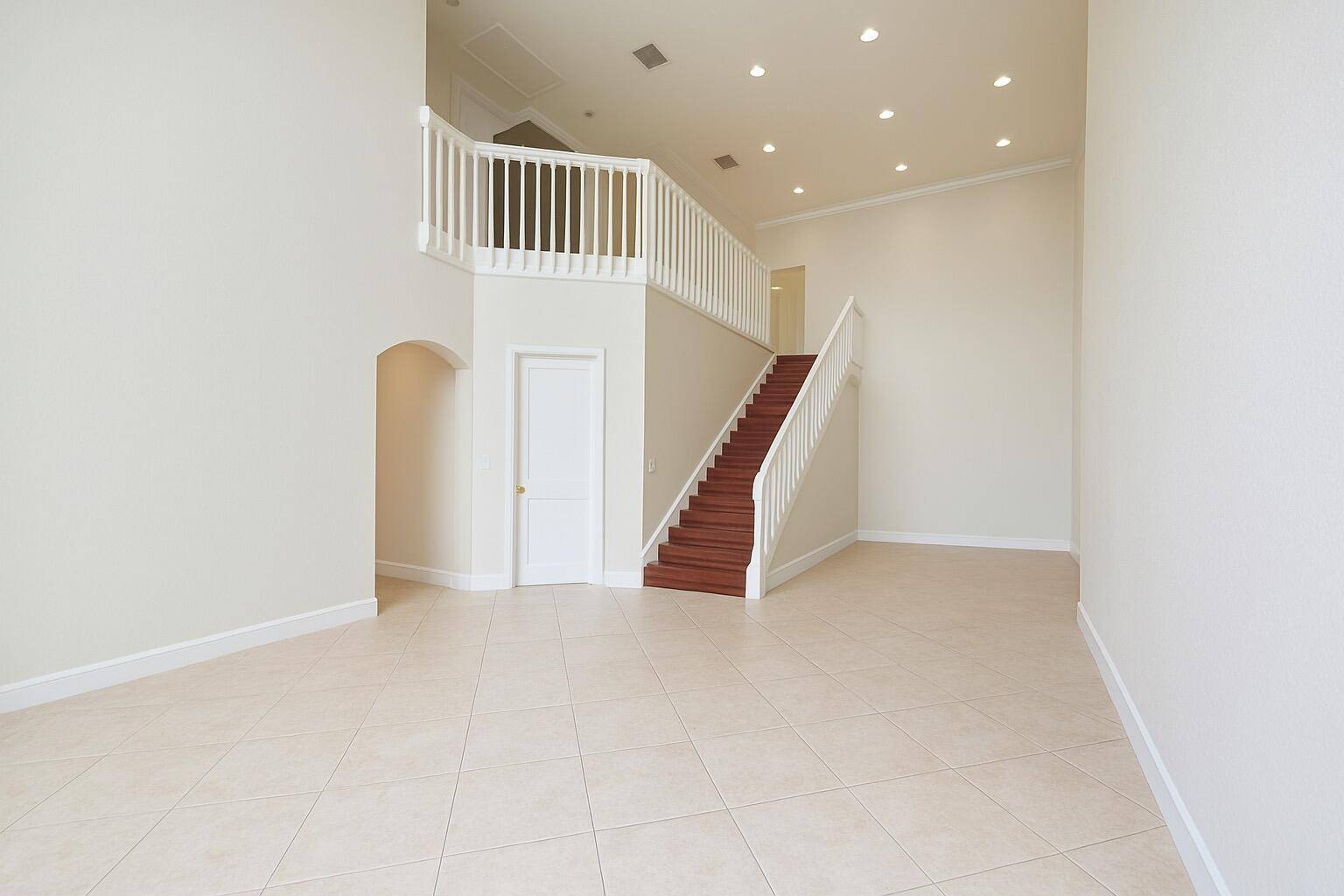 West Palm Beach, FL 33411,2394 Kemps Bay