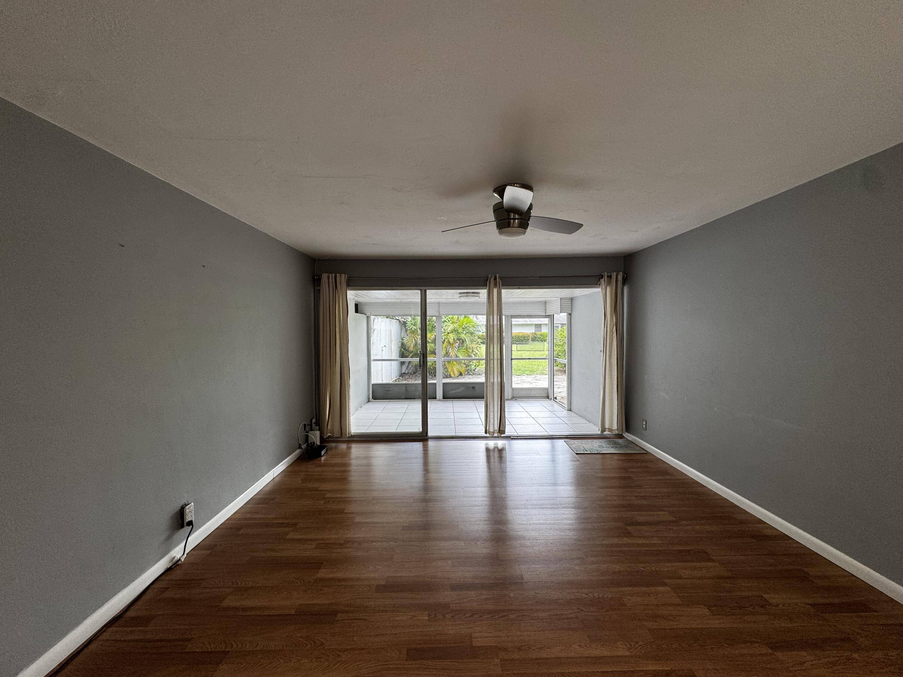 Royal Palm Beach, FL 33411,73 E Ct CT 73