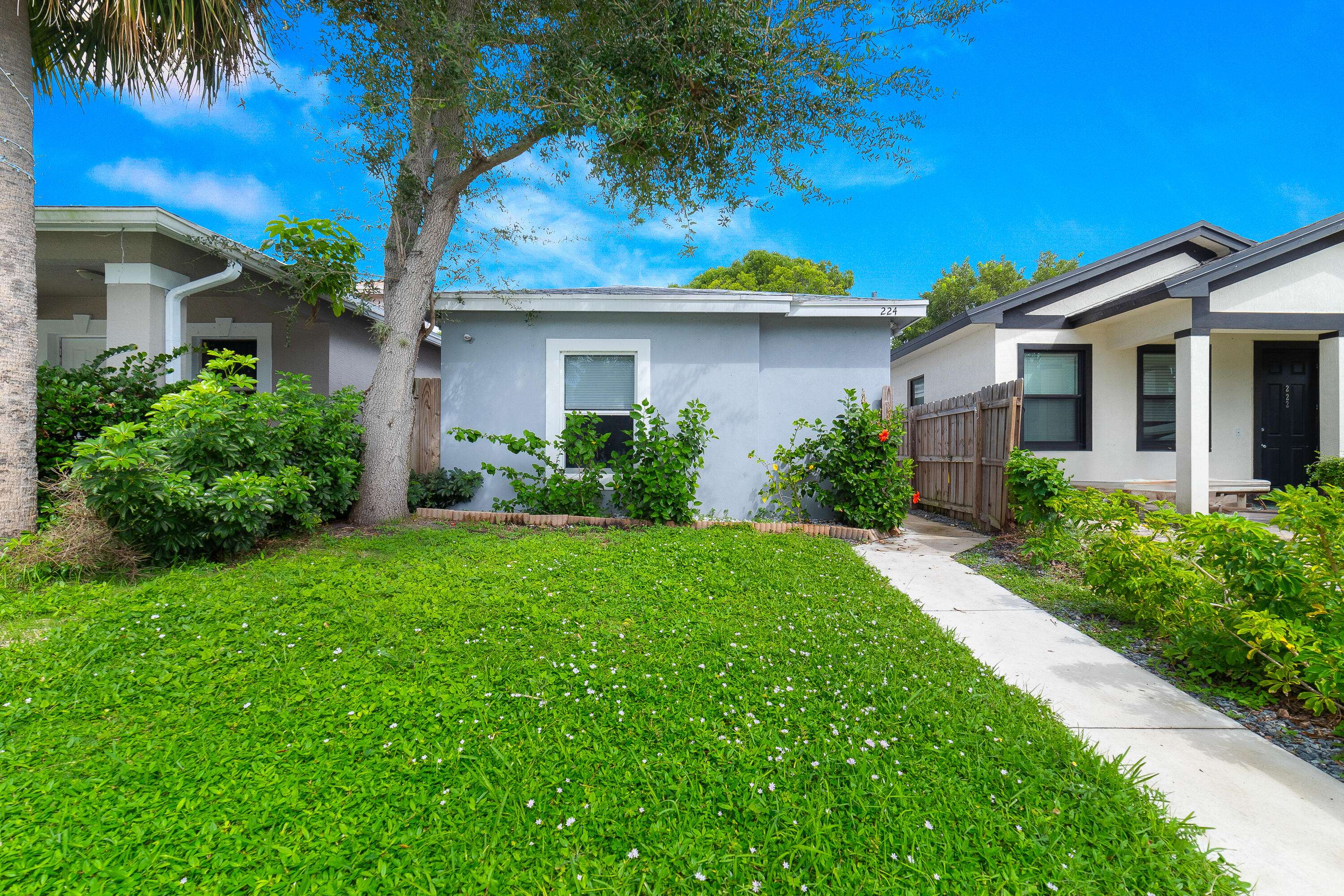 Lake Worth Beach, FL 33460,224 N D ST