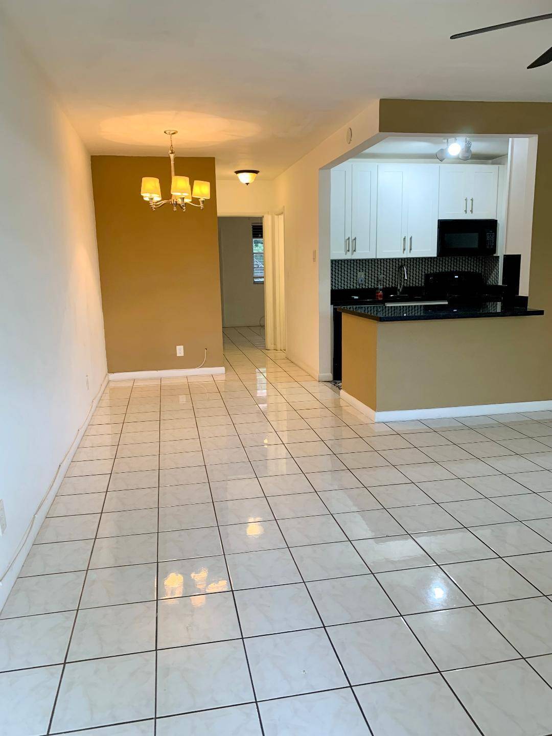 Hollywood, FL 33020,2915 Plunkett ST 11d