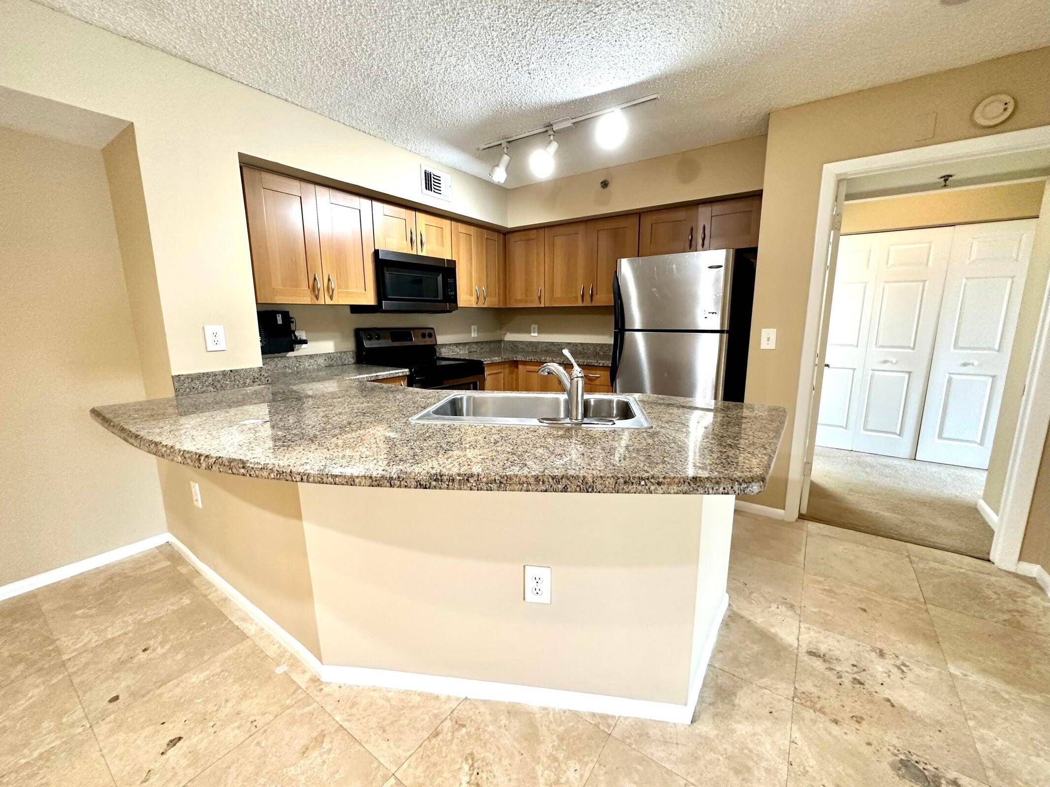 Boca Raton, FL 33496,3209 Clint Moore RD 105