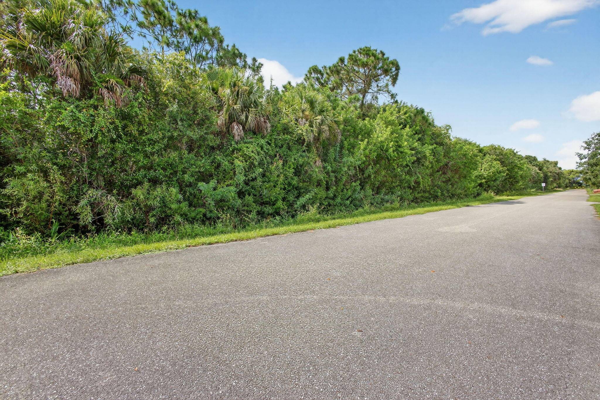 Okeechobee, FL 34972,3747 NW 29th AVE