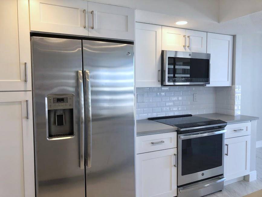 North Palm Beach, FL 33408,115 Lakeshore DR 746