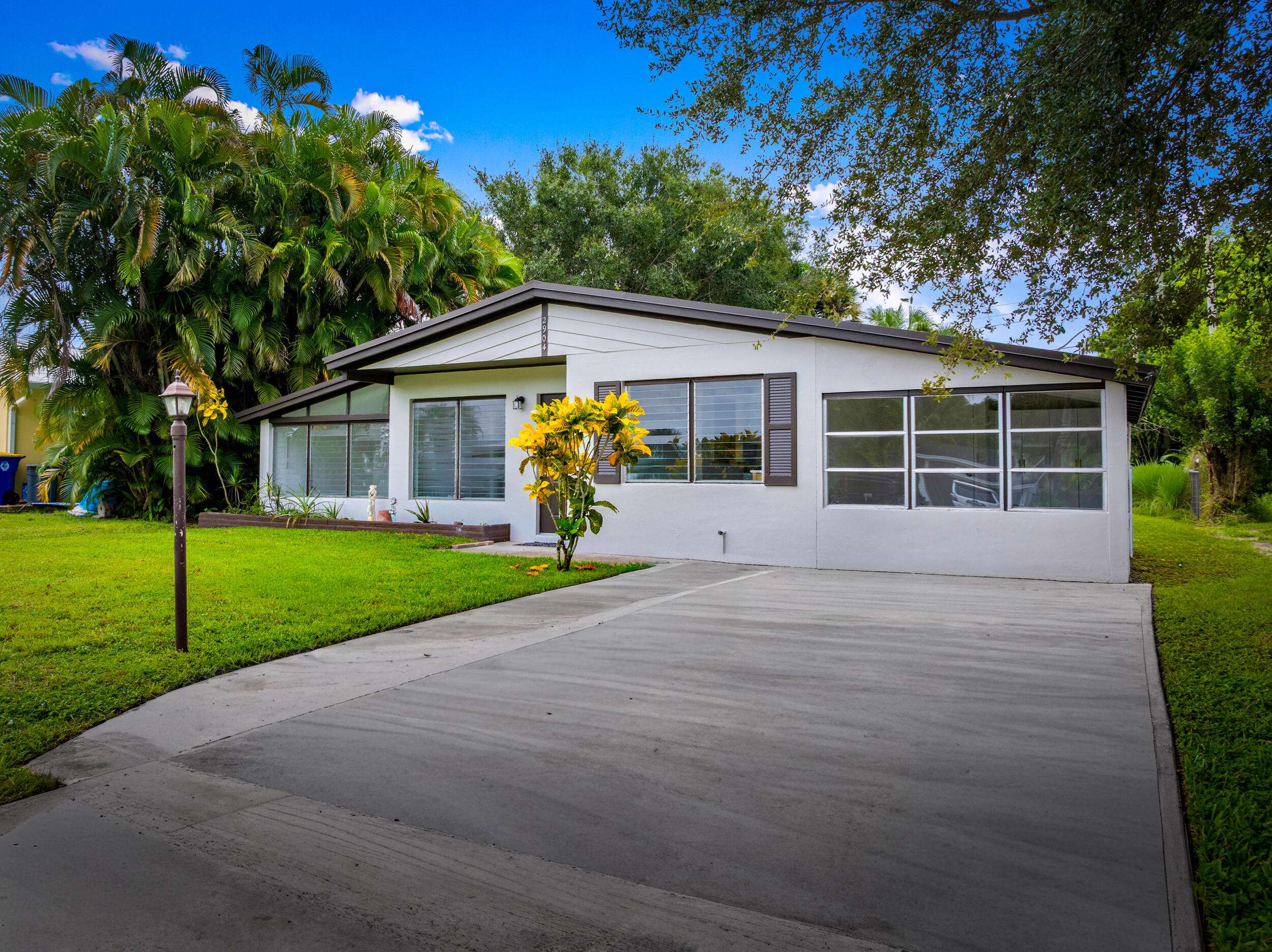 Stuart, FL 34997,2904 SE Bamboo ST