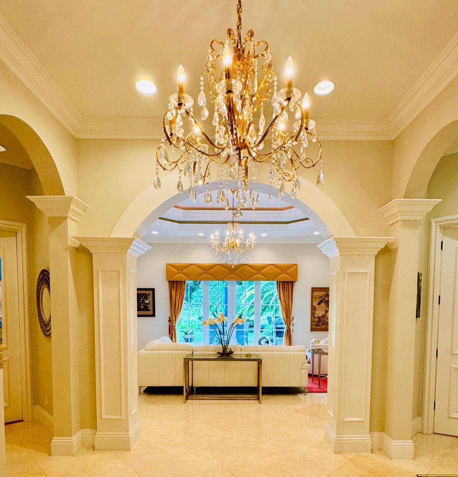 West Palm Beach, FL 33401,3710 Embassy DR