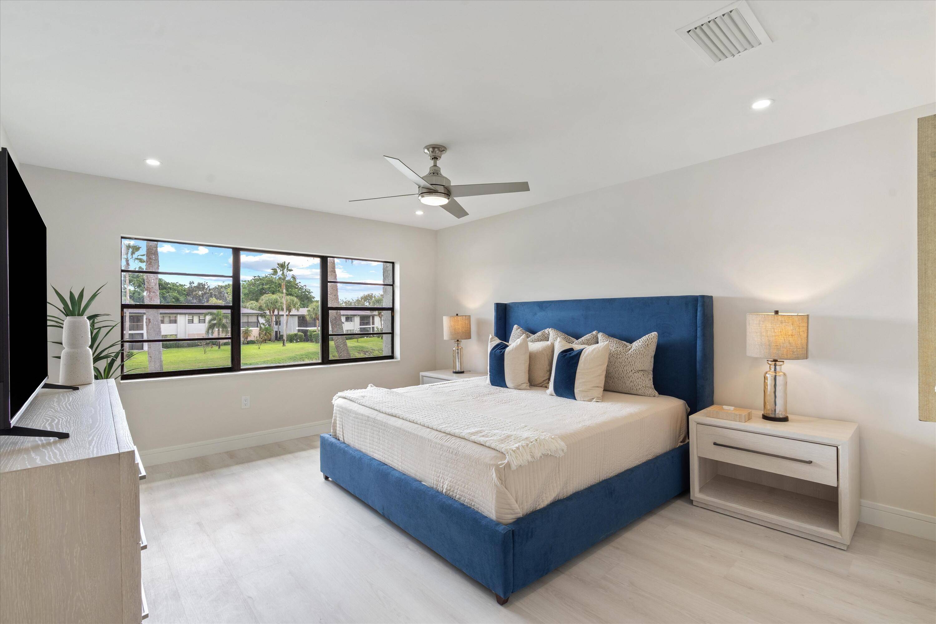 Boynton Beach, FL 33436,38 Southport LN F