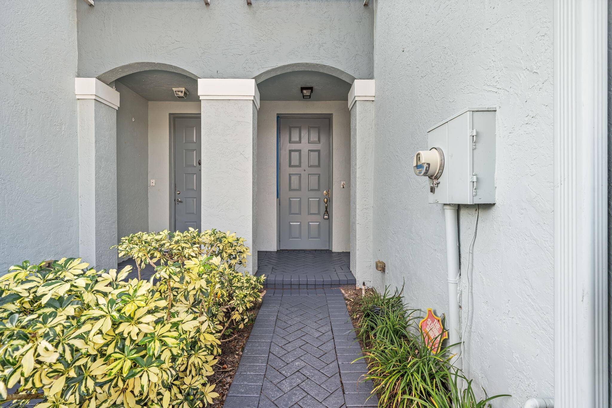 West Palm Beach, FL 33404,1927 Alamanda WAY