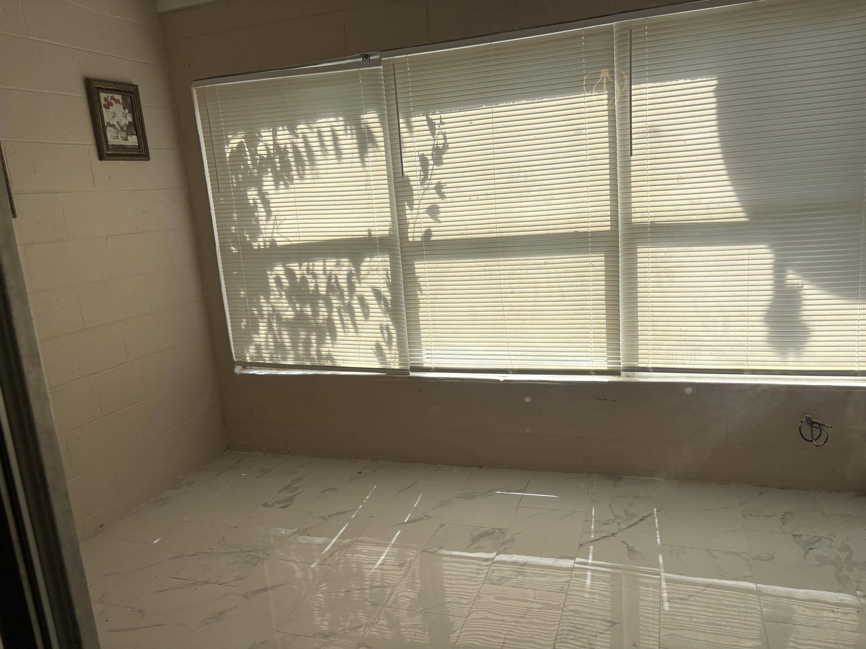 Fort Pierce, FL 34950,1010 Mayflower RD