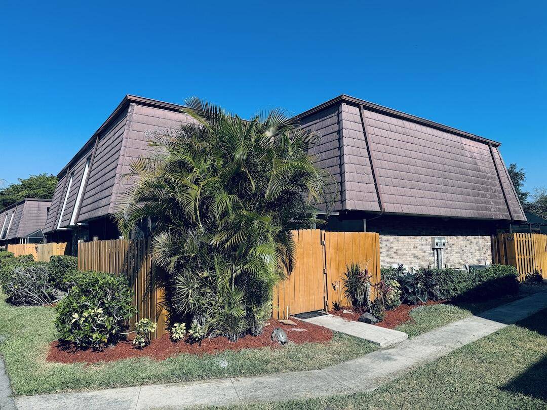 Boca Raton, FL 33433,7674 W Courtyard Run RUN