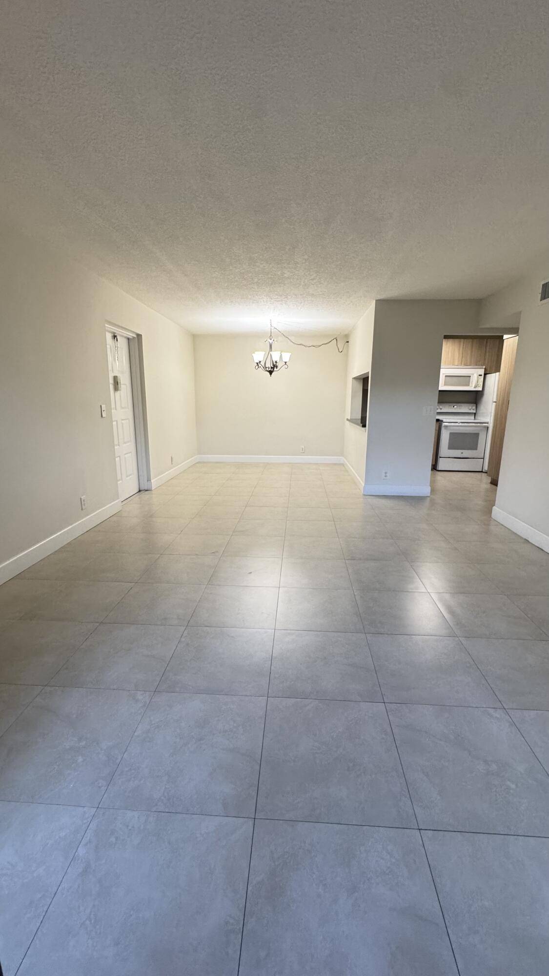 Greenacres, FL 33415,719 Sunny Pine WAY B1