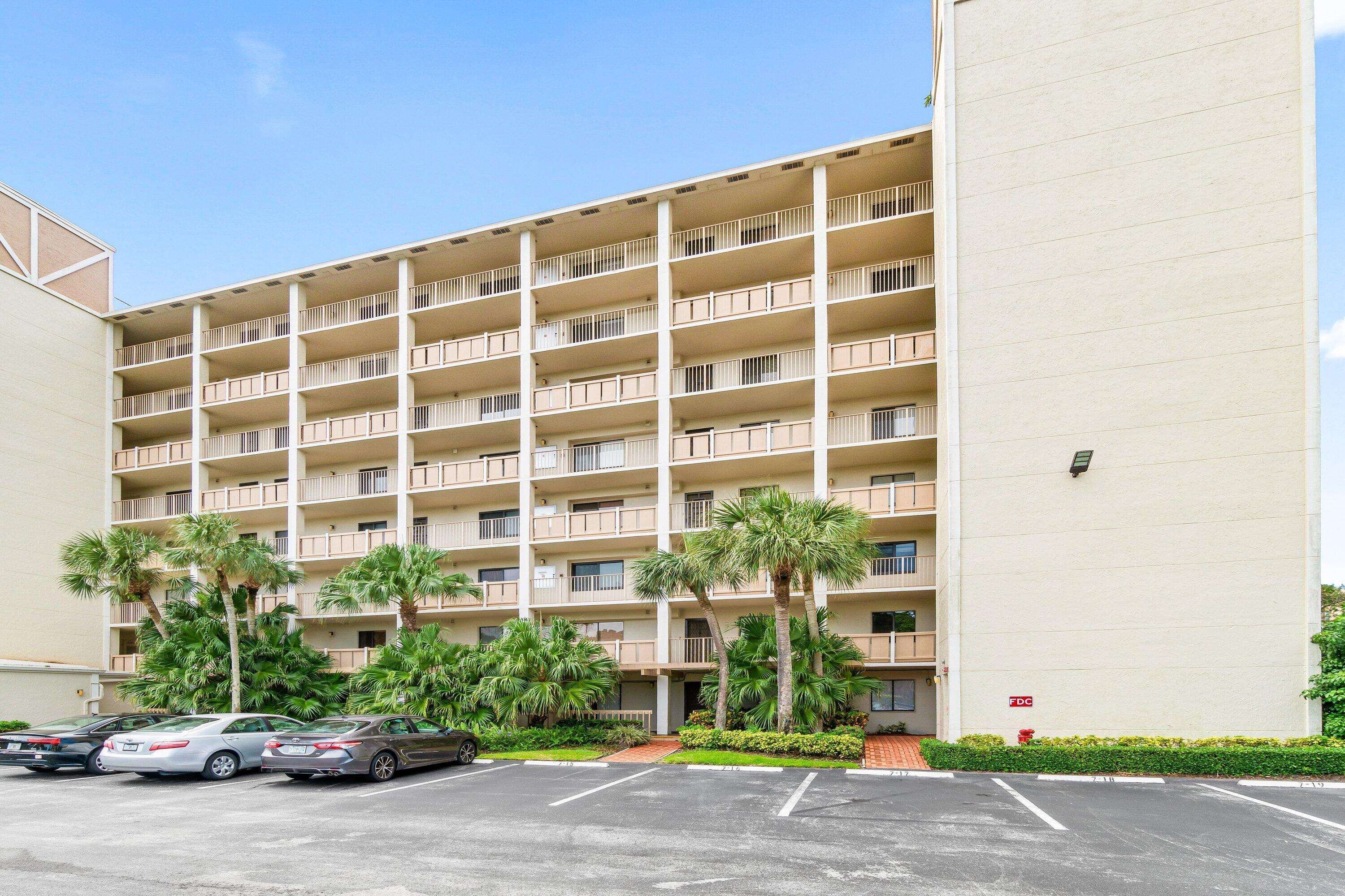 Delray Beach, FL 33446,14475 N Strathmore LN 308