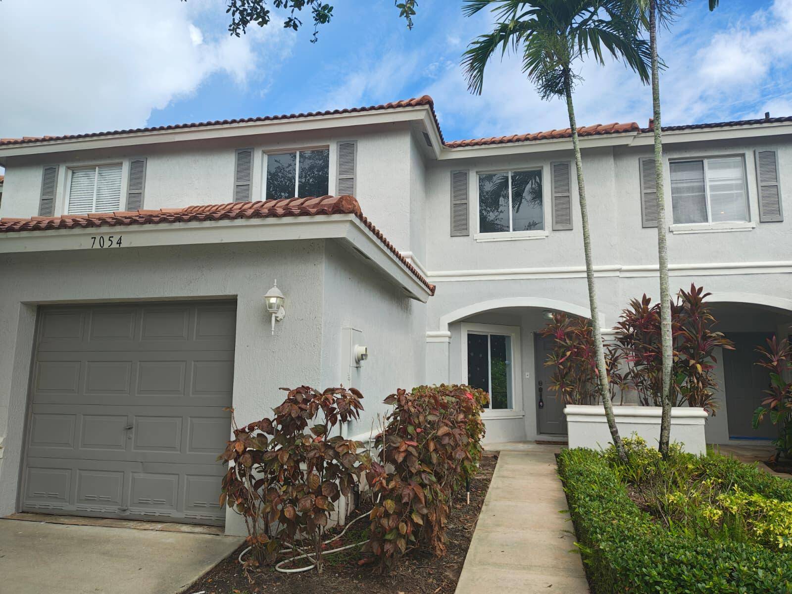 Riviera Beach, FL 33407,7054 Hawks Nest TER