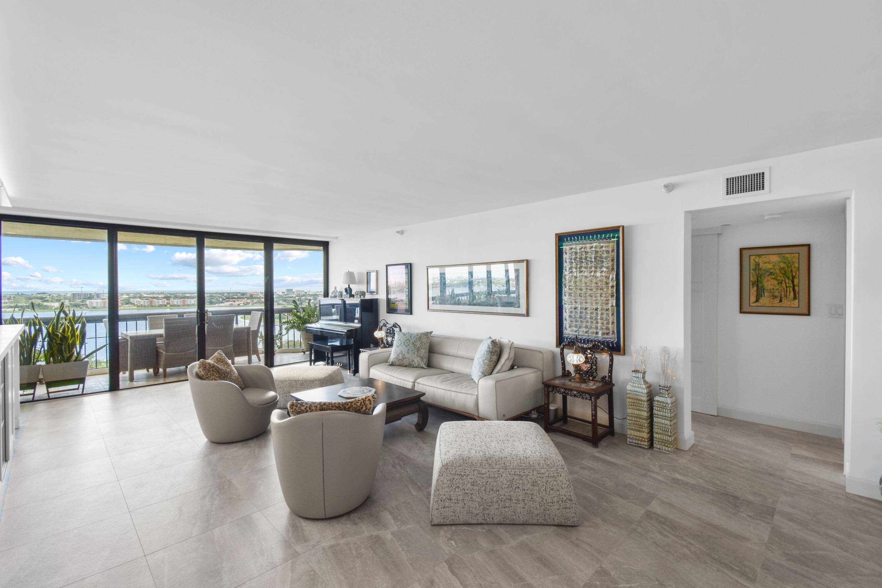 West Palm Beach, FL 33401,1900 Consulate PL 1902