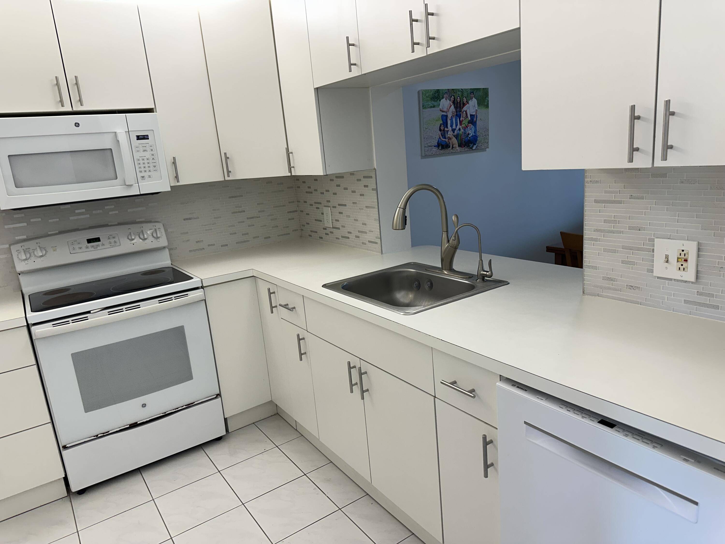 Pembroke Pines, FL 33027,901 SW 128th TER 113a