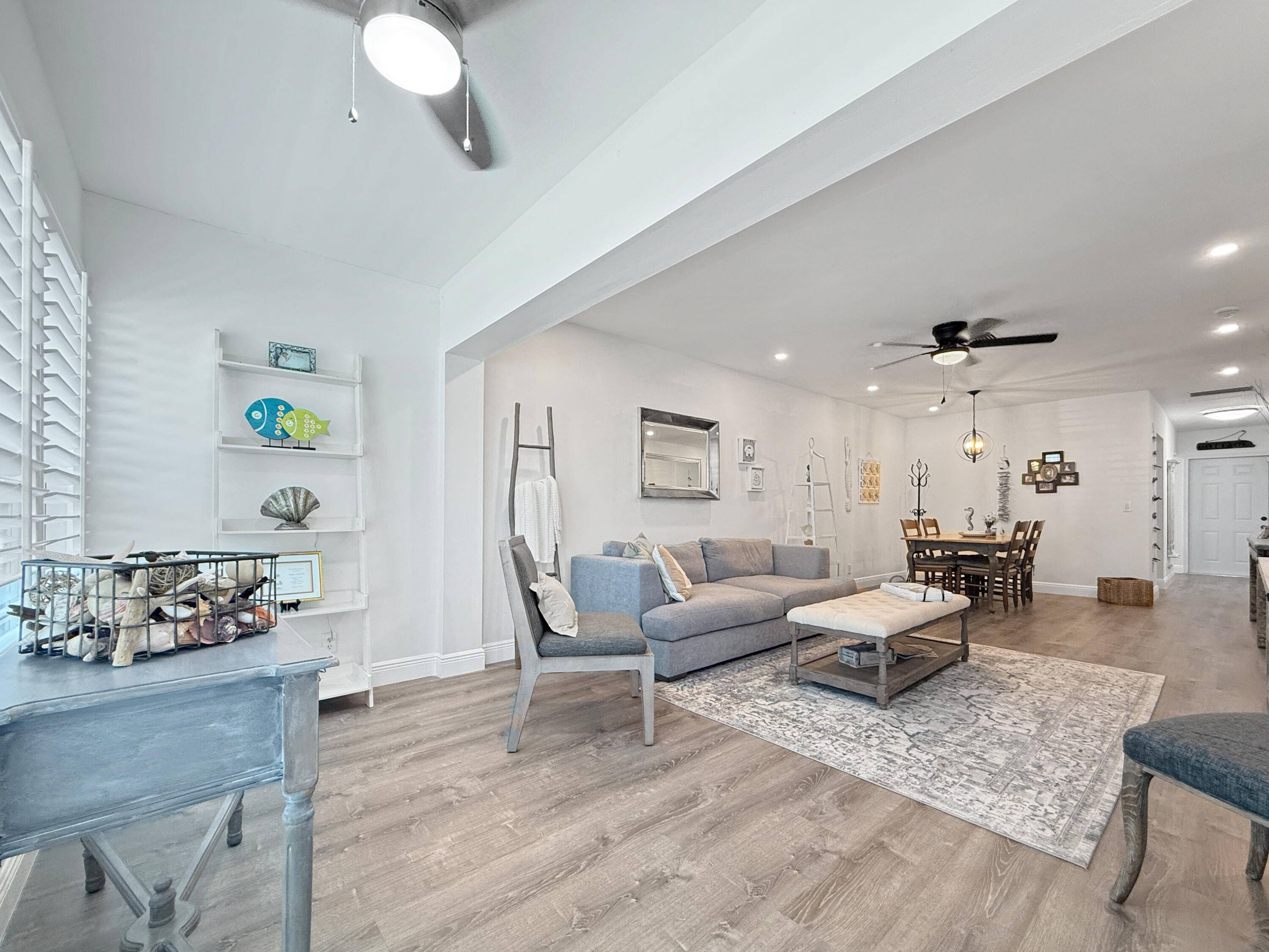 Delray Beach, FL 33445,1021 Flame Vine AVE 203