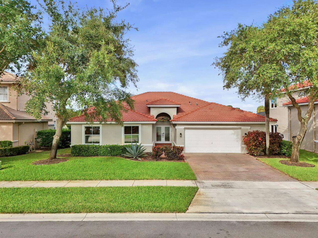 Lake Worth, FL 33463,6311 Shadow Tree LN