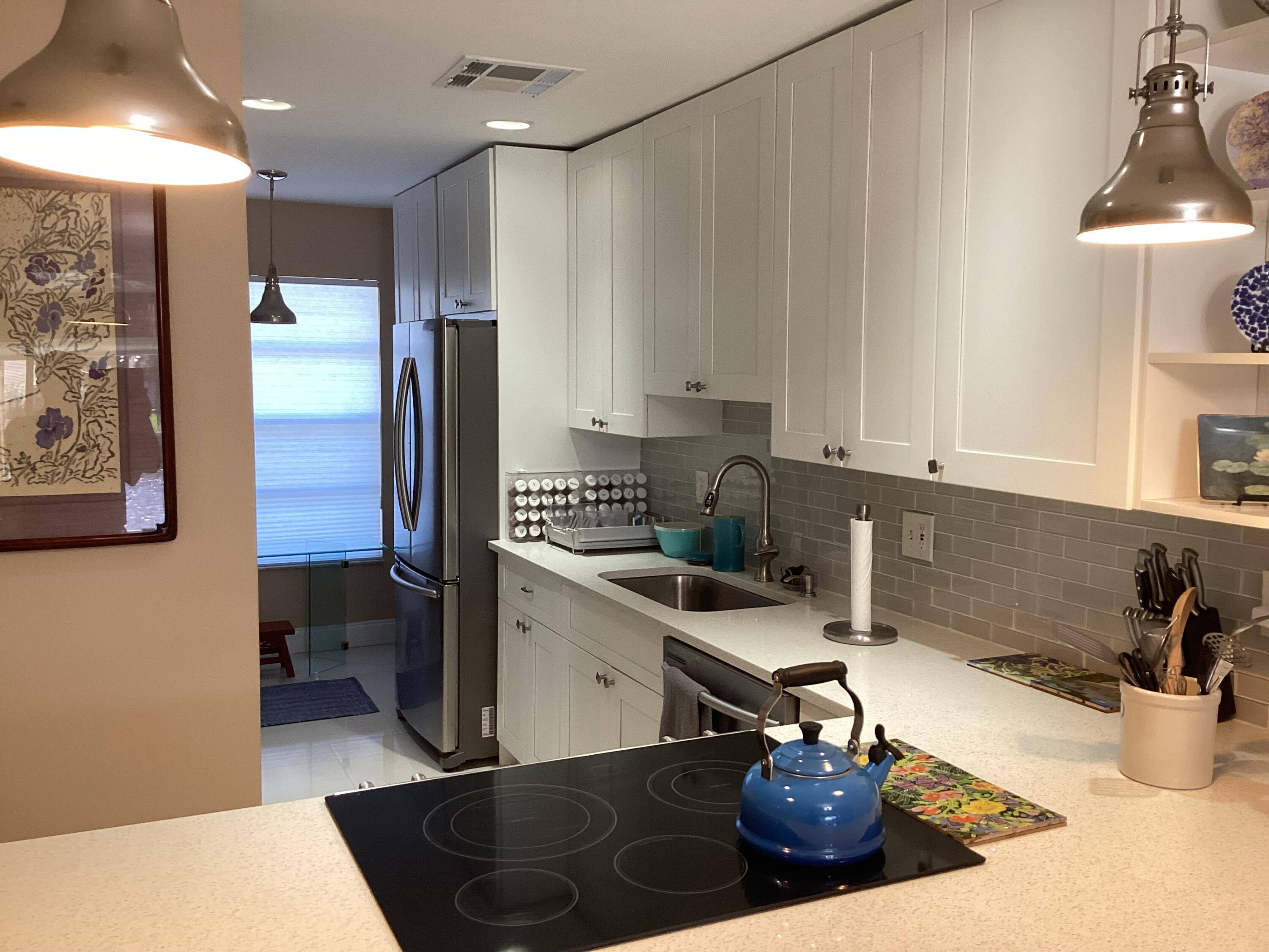 Delray Beach, FL 33445,1680 NW 20th AVE 102