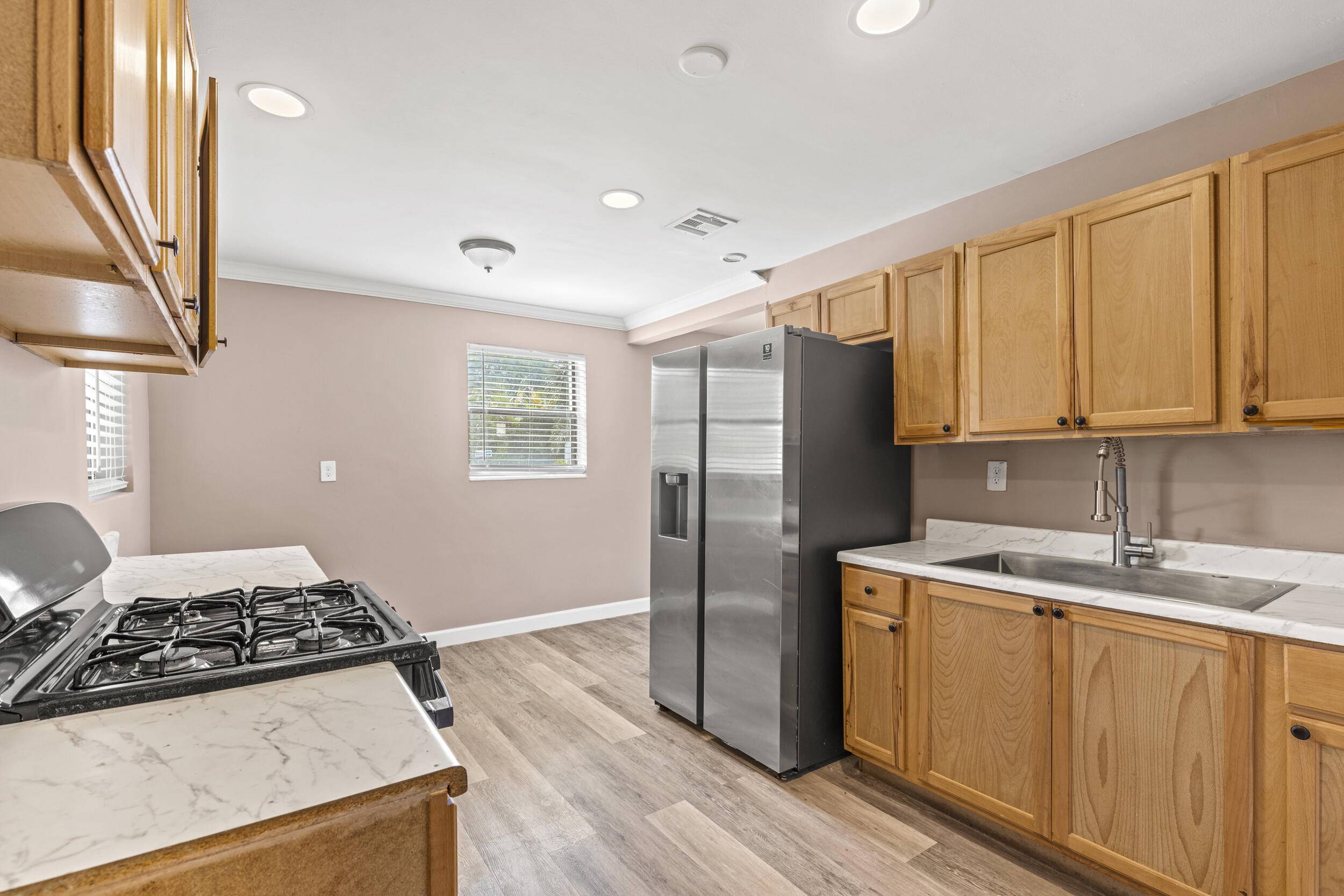 West Palm Beach, FL 33407,3717 Pinewood AVE