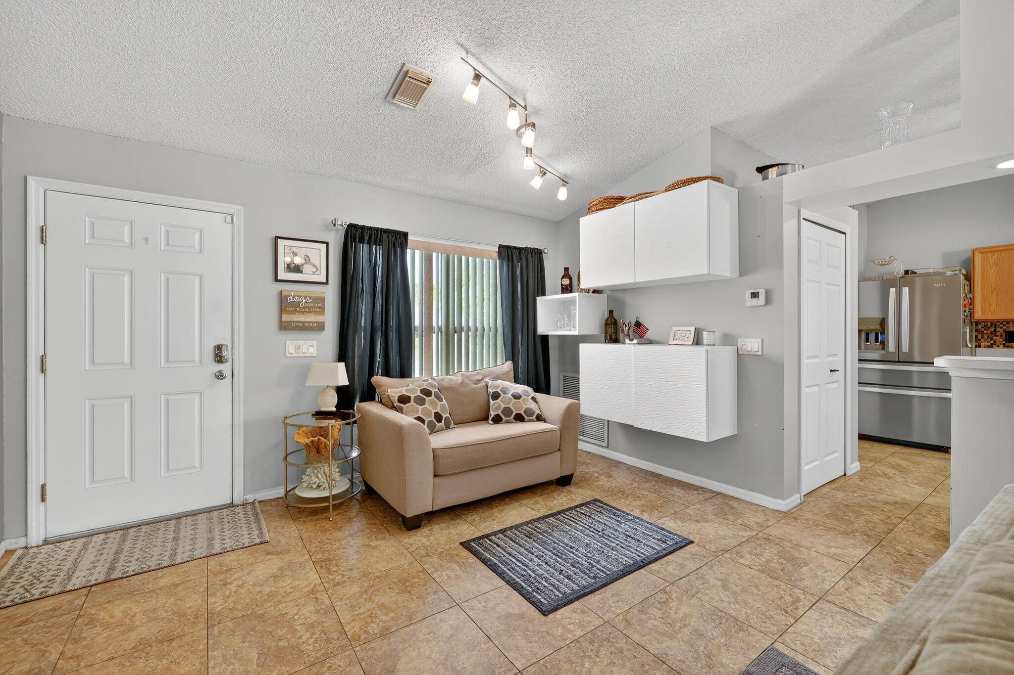 Port Saint Lucie, FL 34983,790 NW Bayard AVE