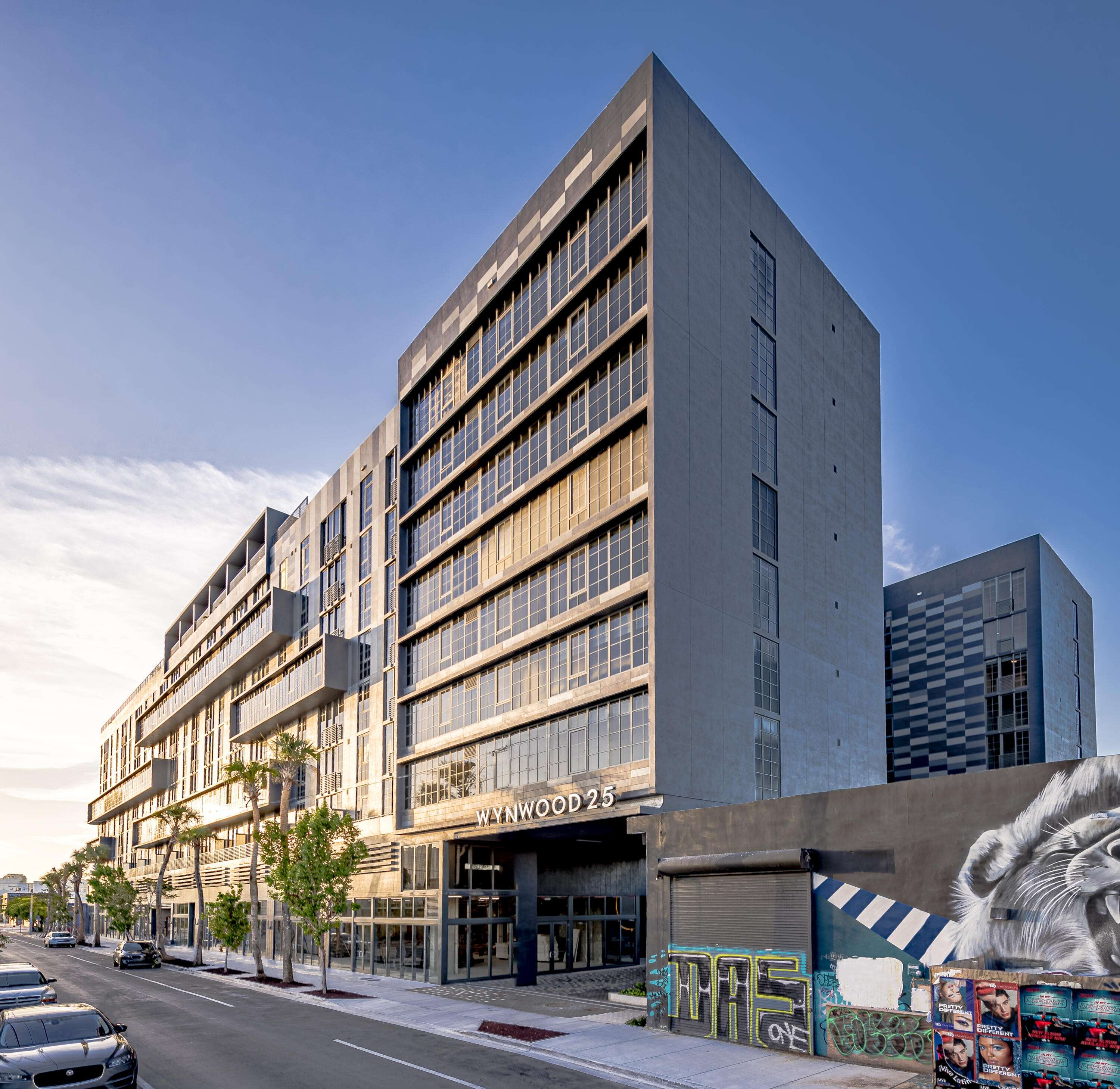 Miami, FL 33127,240 NW 25th ST 707