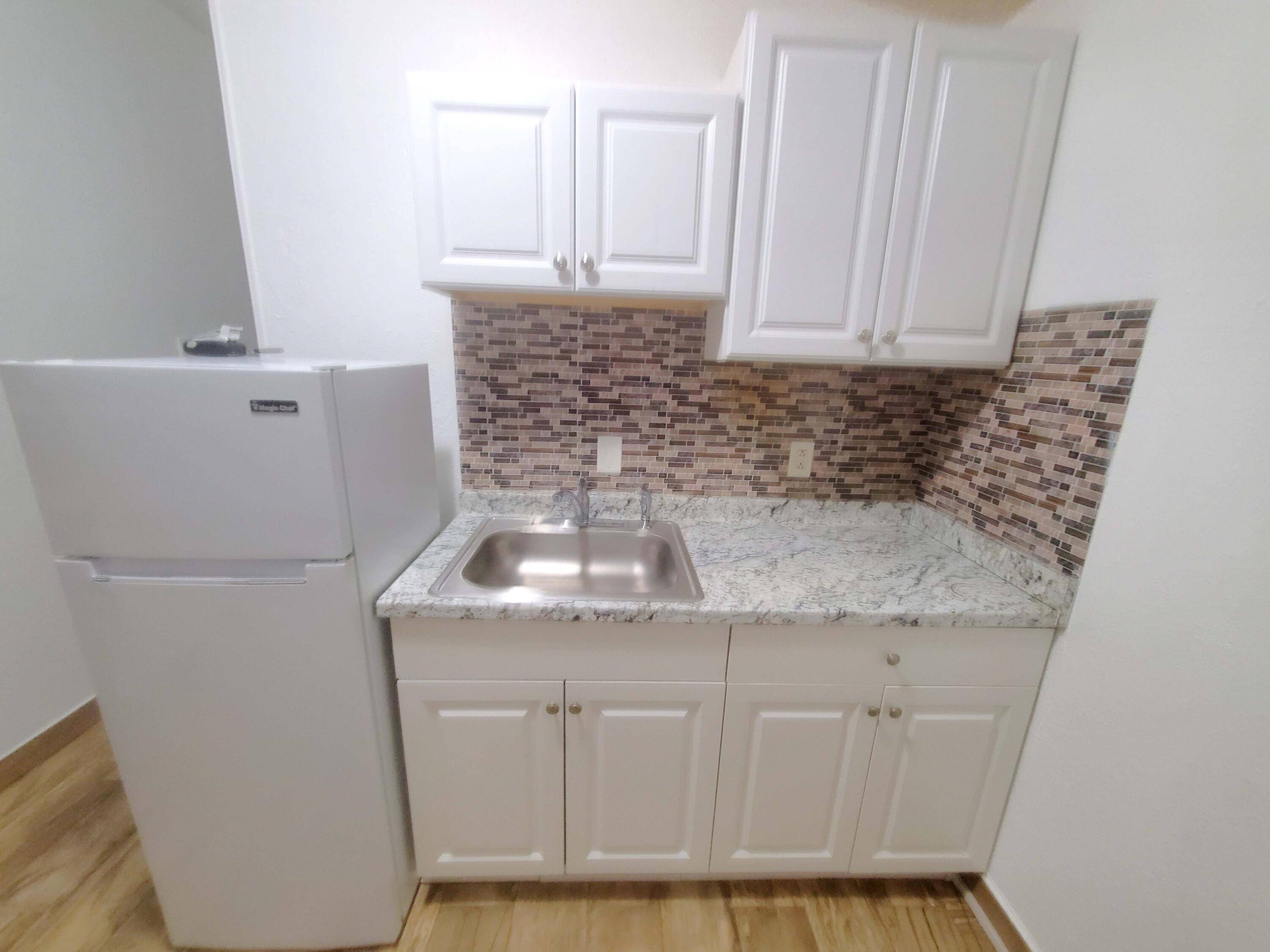 North Lauderdale, FL 33068,7171 SW 14 ST
