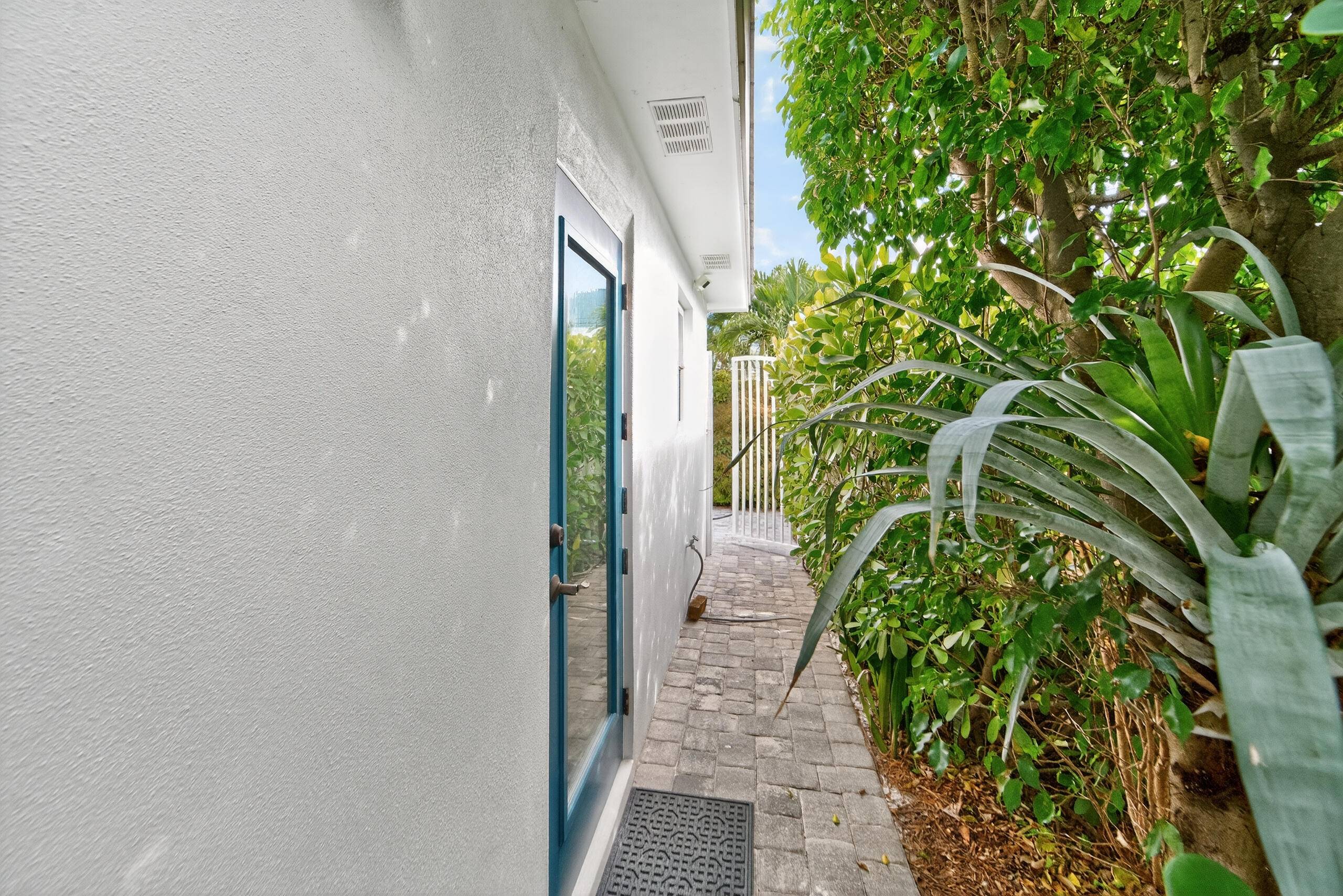 Riviera Beach, FL 33404,217 E 23rd ST