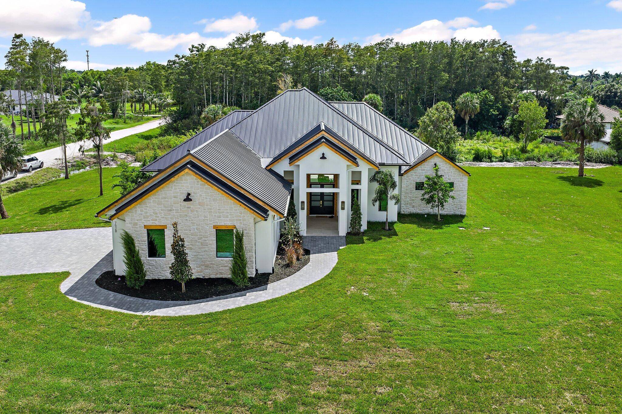 Palm Beach Gardens, FL 33418,7528 N 169th PL