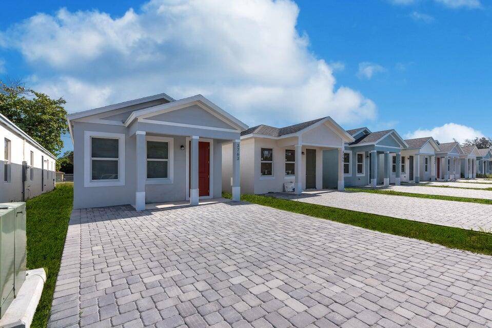 West Palm Beach, FL 33409,3715 Saginaw AVE