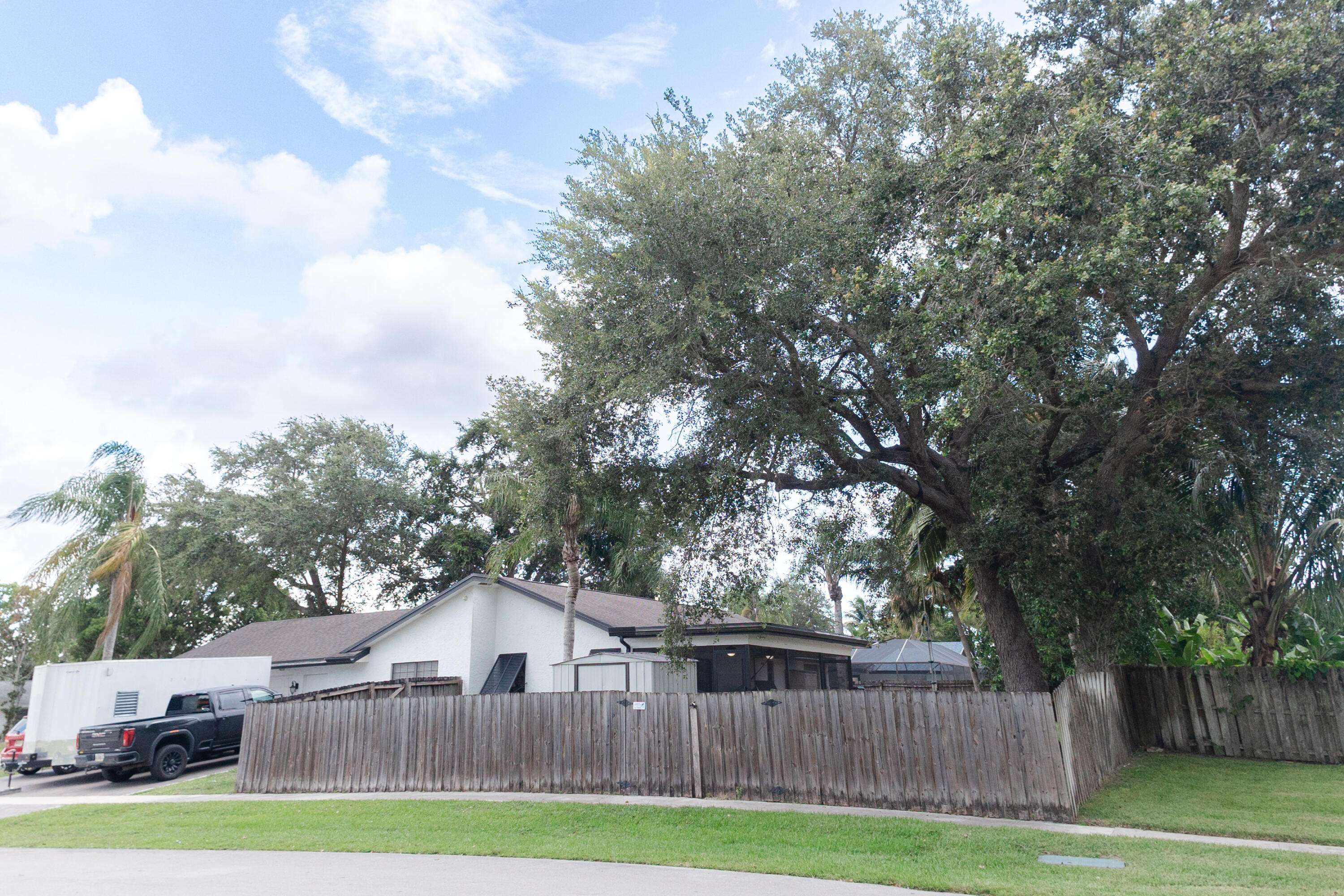 Royal Palm Beach, FL 33411,420 La Mancha AVE