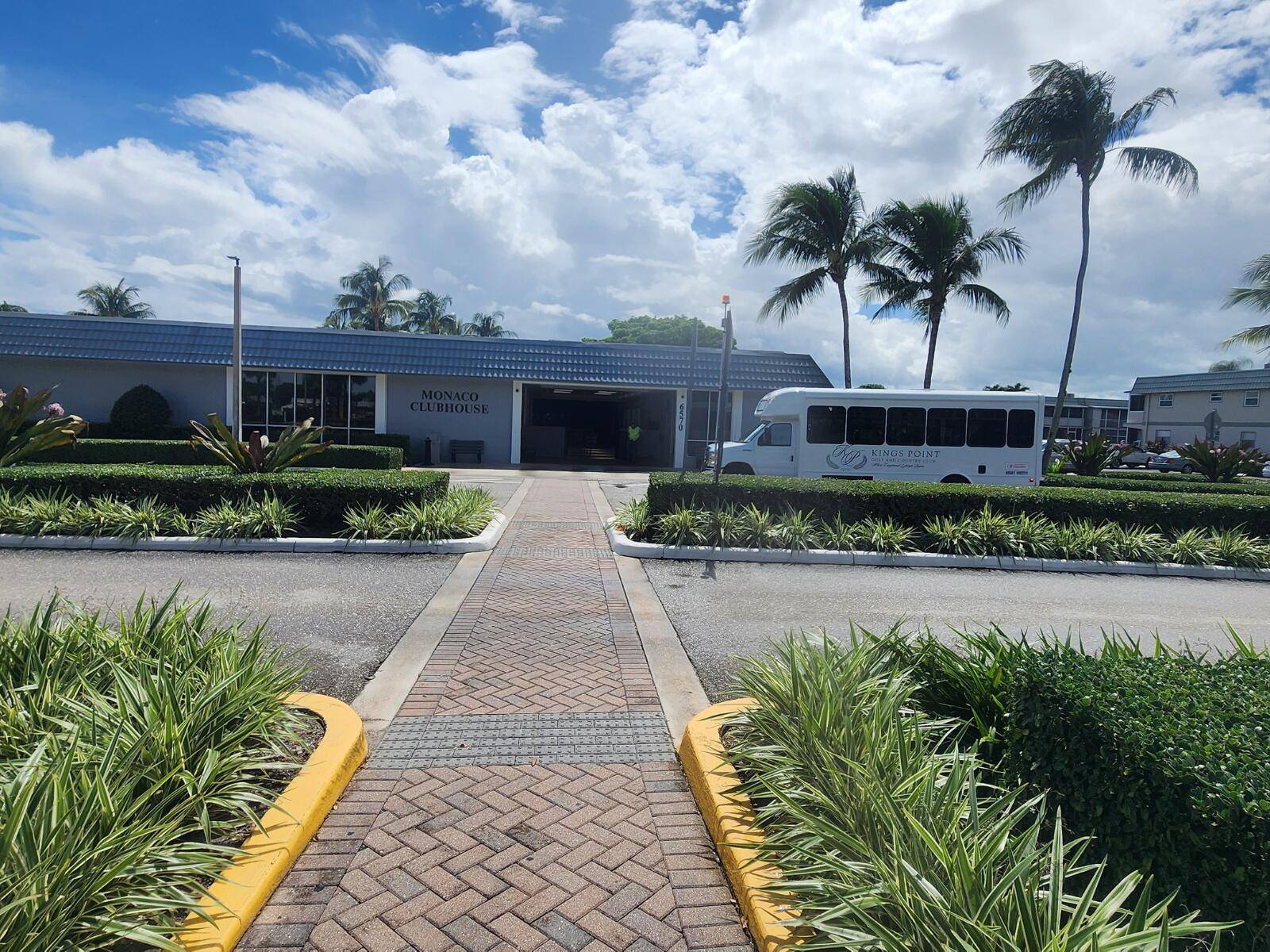 Delray Beach, FL 33446,632 N Brittany N