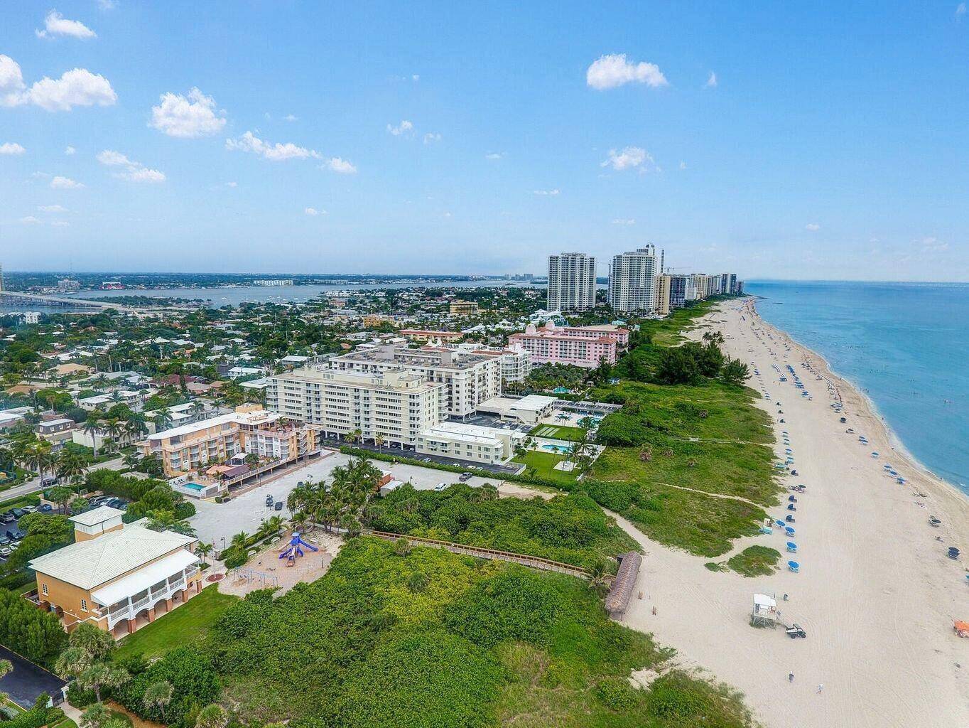 Palm Beach Shores, FL 33404,145 S Ocean AVE 220