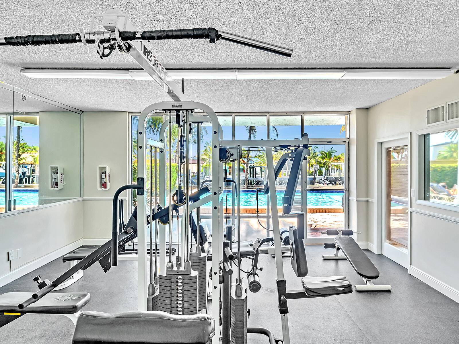 North Miami, FL 33181,2350 NE 135th ST 804