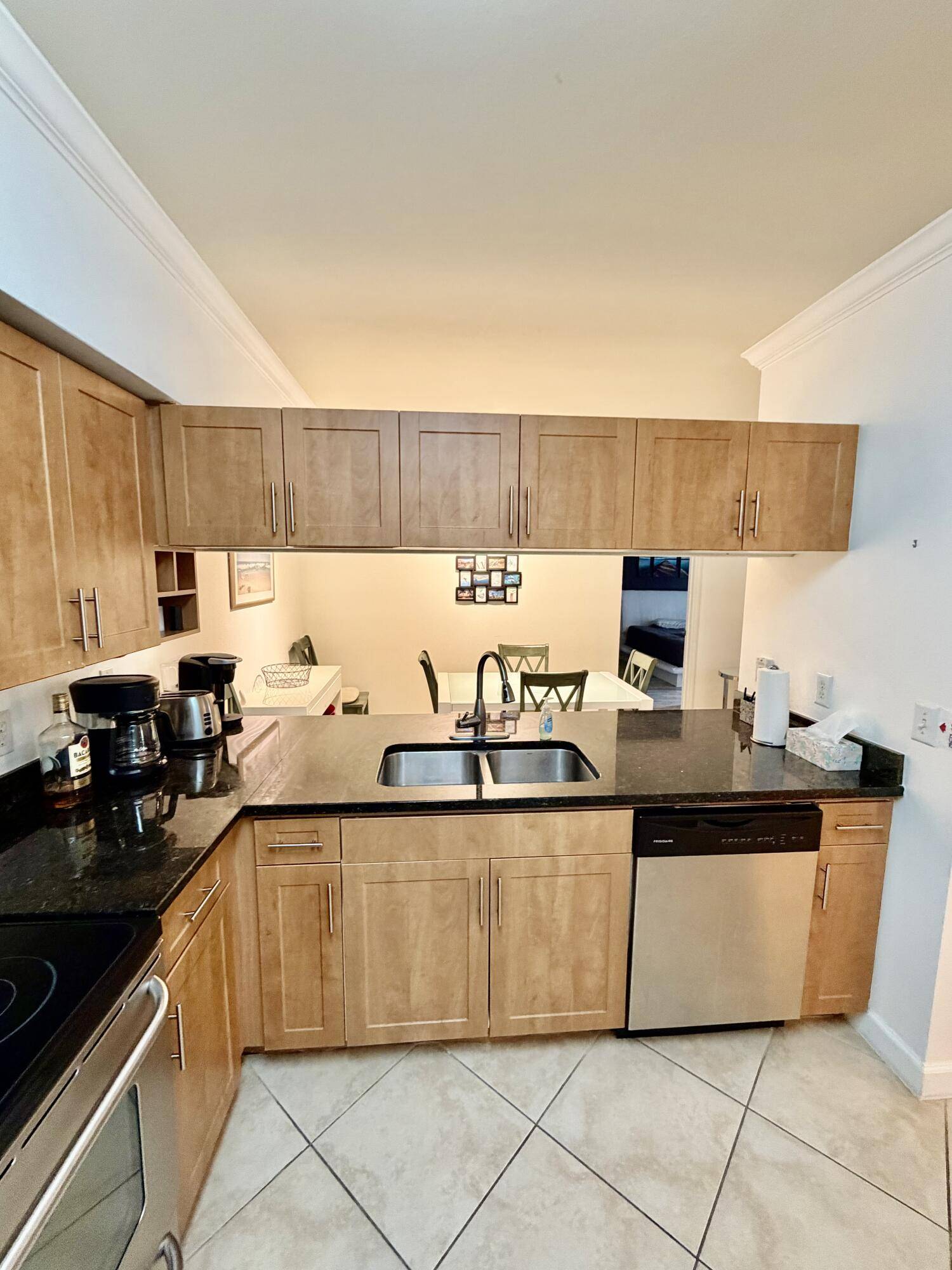 West Palm Beach, FL 33411,6521 Emerald Dunes DR 106