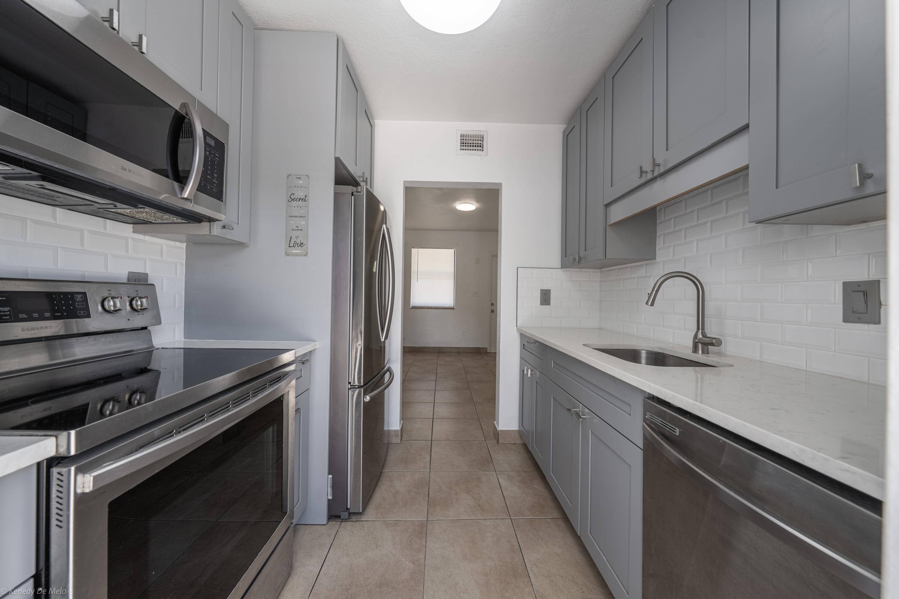 Pompano Beach, FL 33064,5337 NE 17th AVE