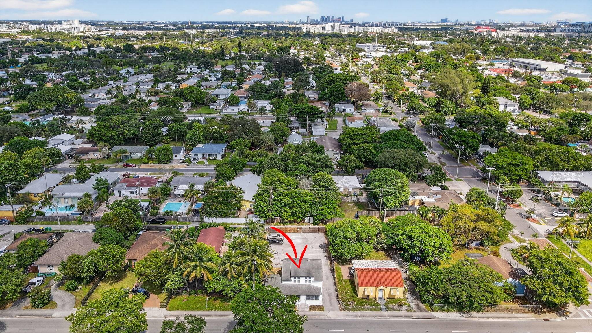 Dania Beach, FL 33004,220 SW 16th ST