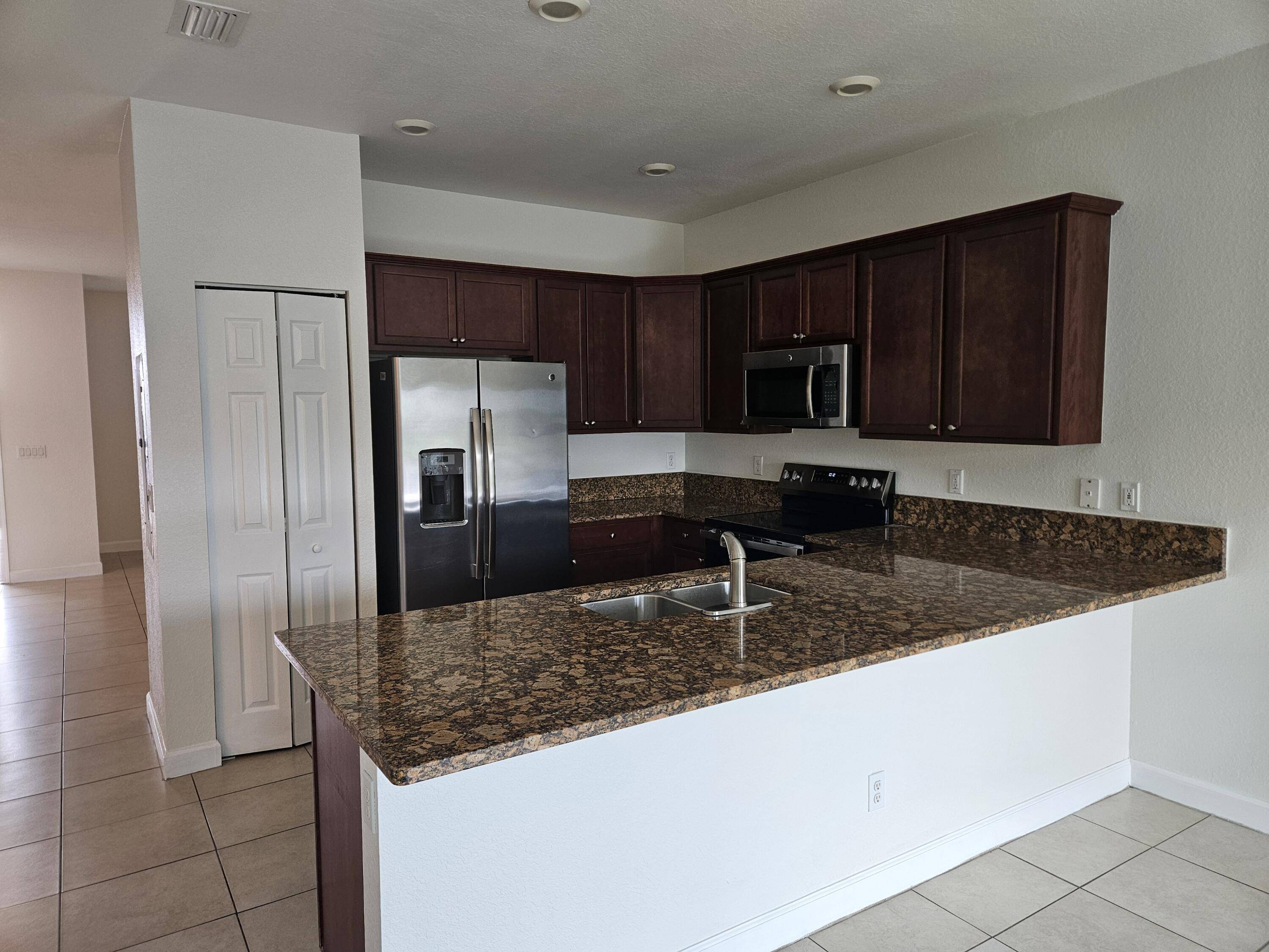 West Palm Beach, FL 33417,4314 Maybelle LN