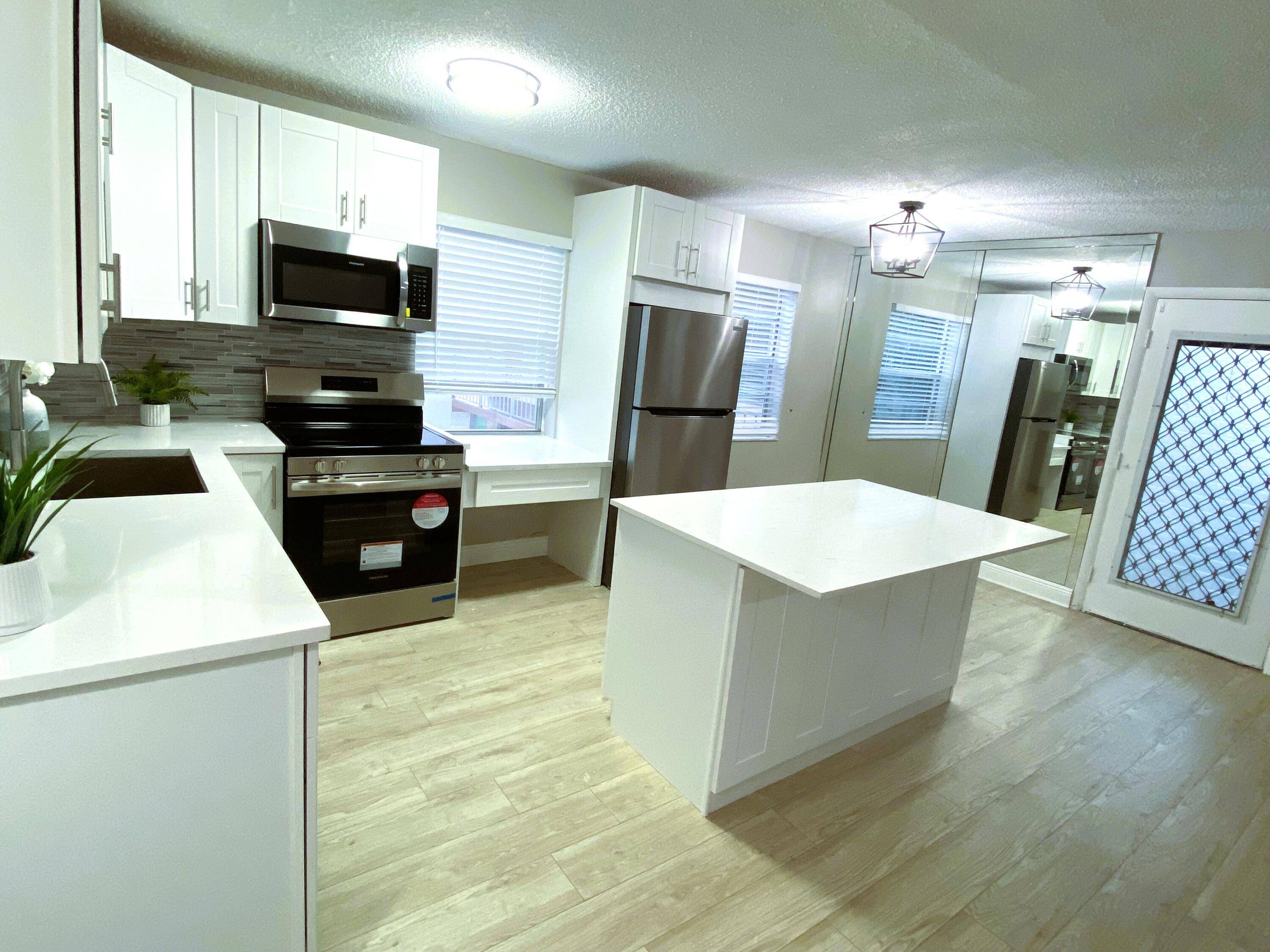 Delray Beach, FL 33484,222 Piedmont E