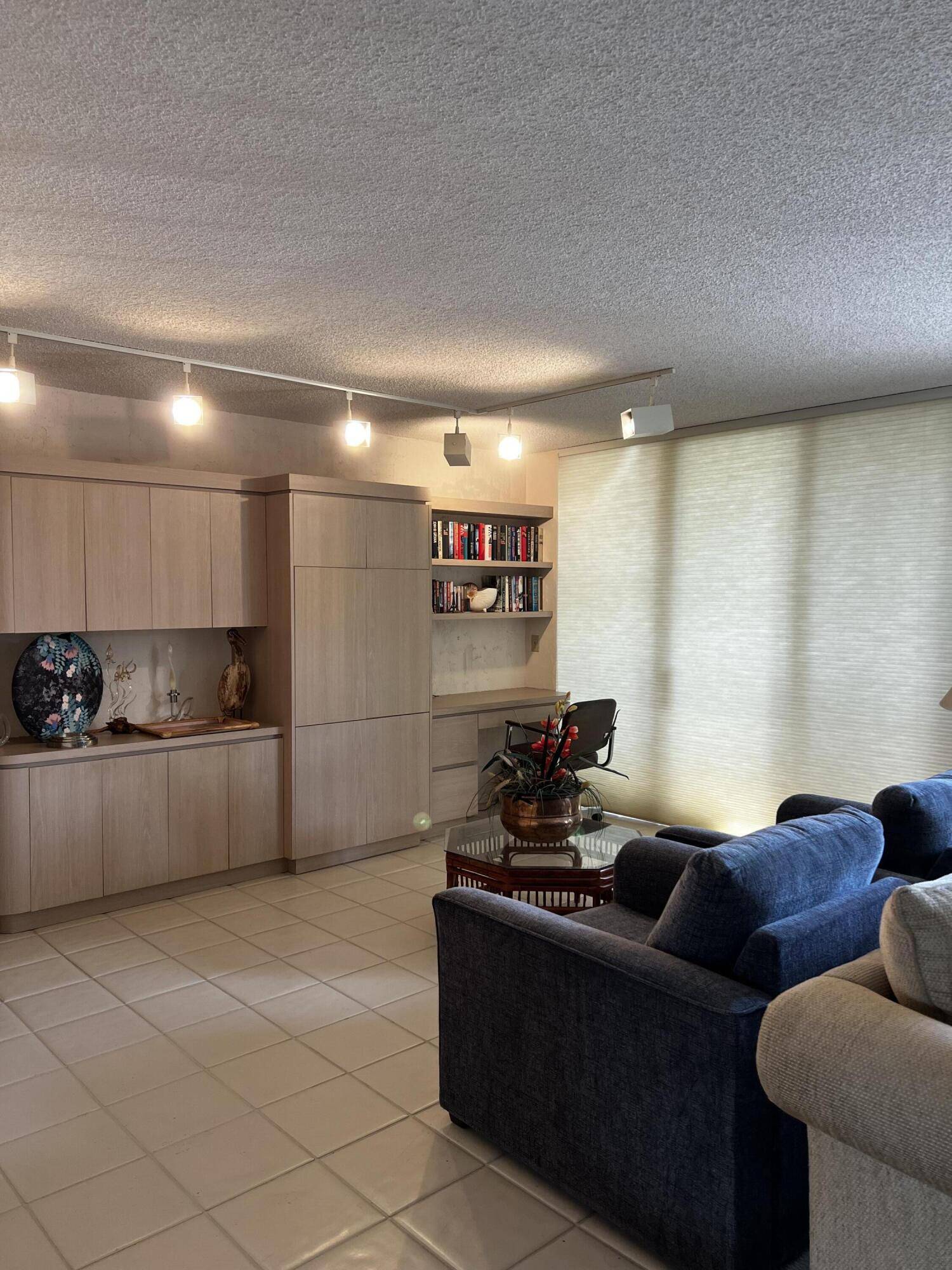 Lake Worth, FL 33467,4702 Fountains DR 207