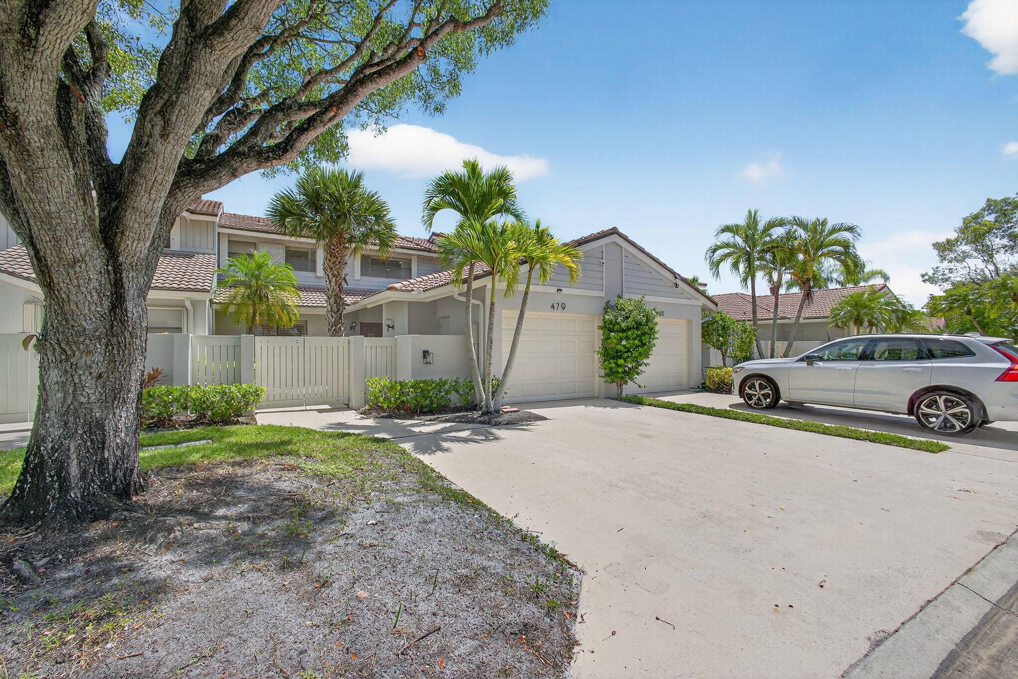 Palm Beach Gardens, FL 33418,479 Prestwick CIR