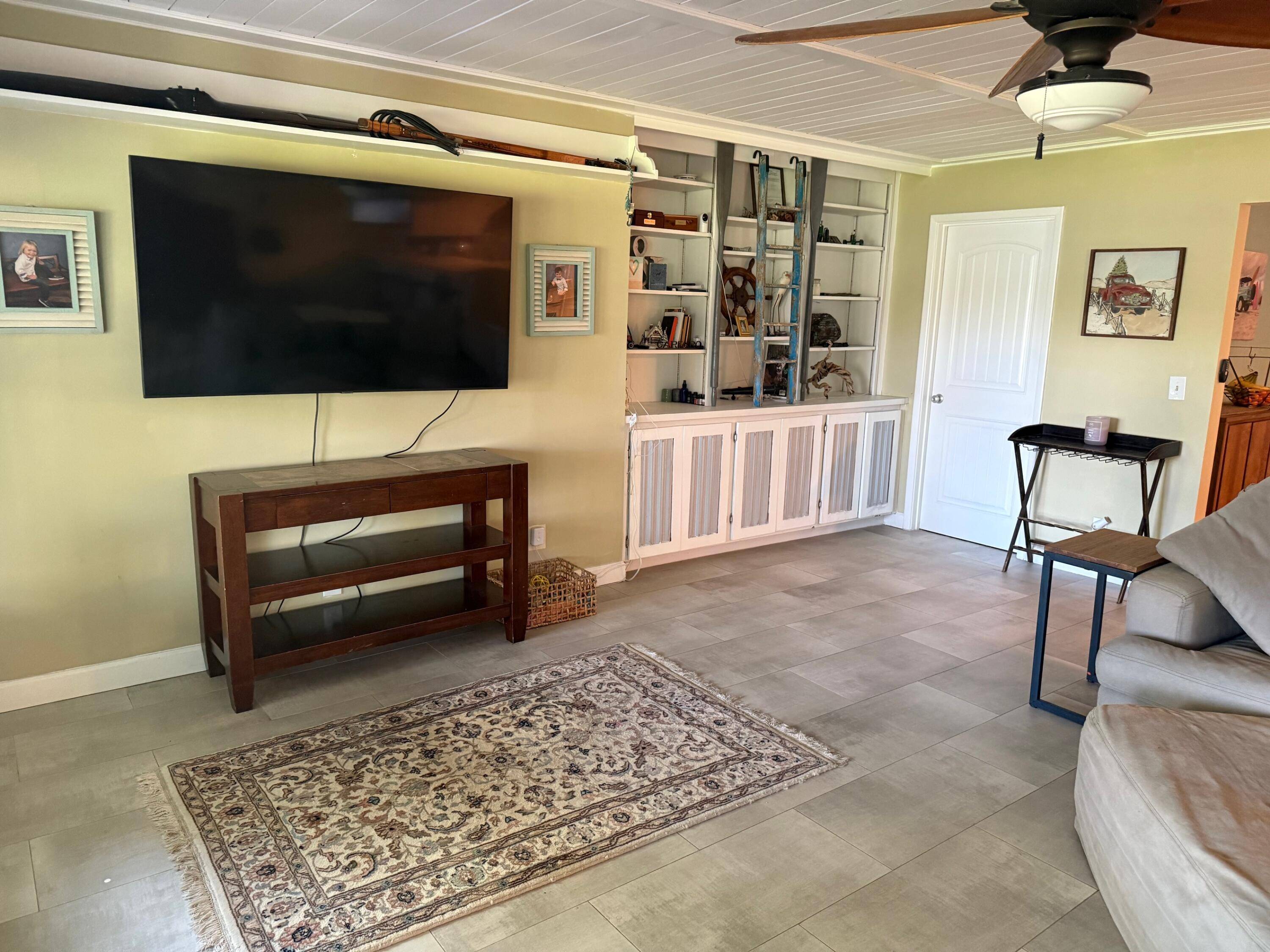 Lake Worth, FL 33462,6563 Paul Mar DR