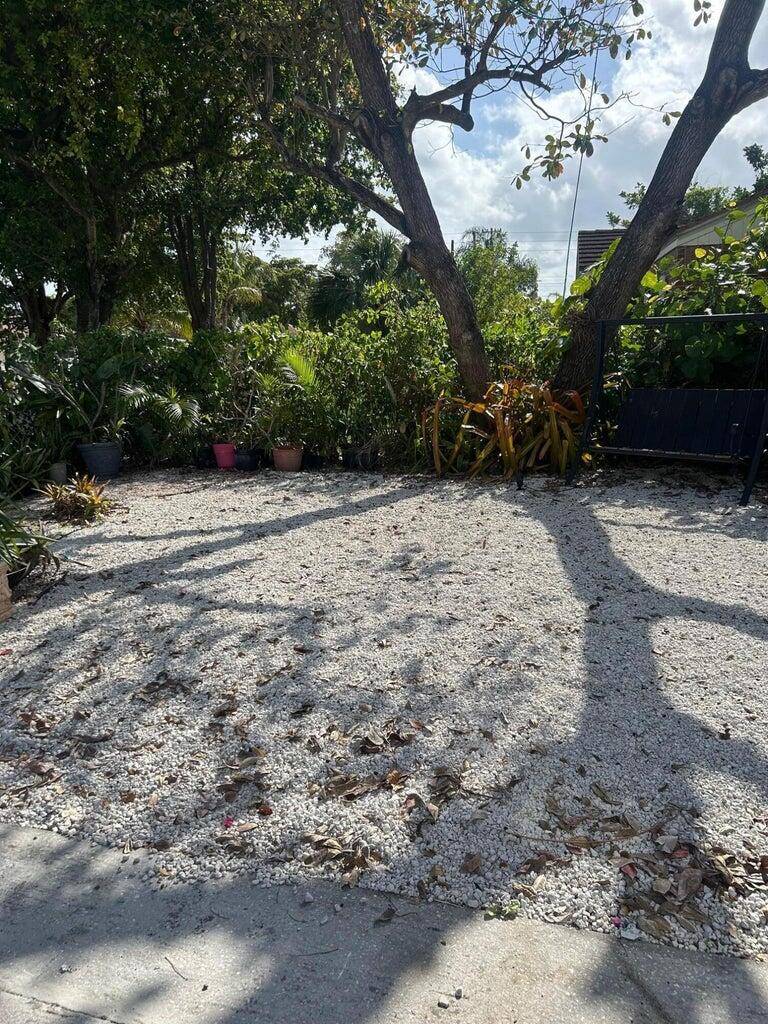 West Palm Beach, FL 33407,820 30th ST