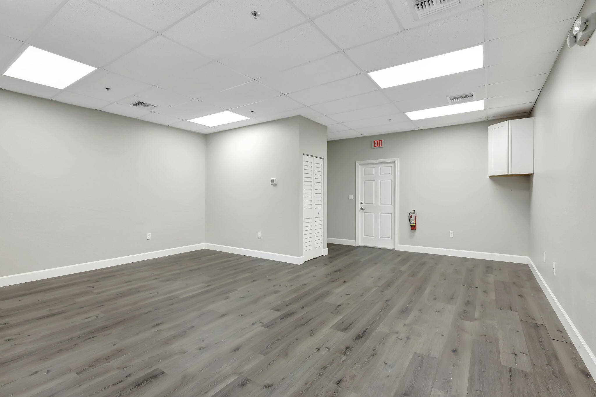 Fort Pierce, FL 34982,3801 Oleander AVE 3807