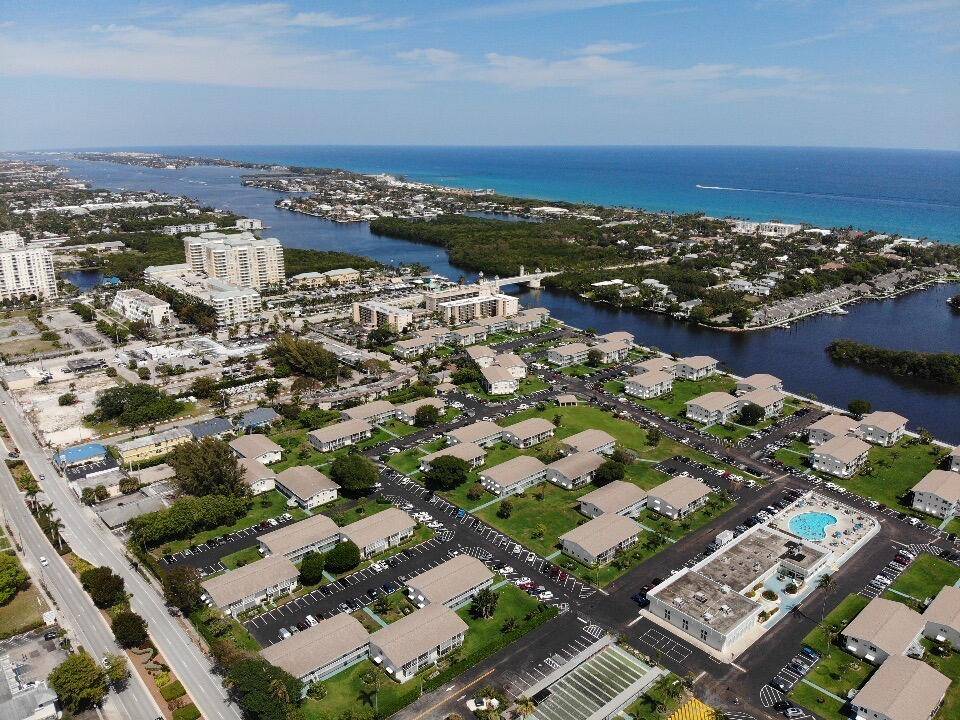 Boynton Beach, FL 33435,740 W Horizons 203