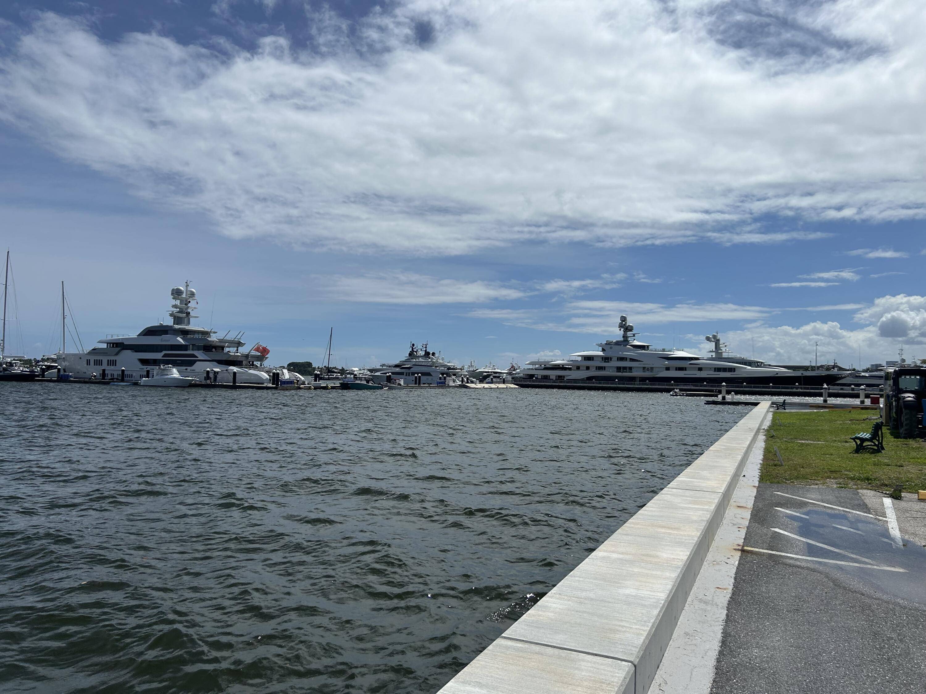 West Palm Beach, FL 33407,4500 N Flagler DR A3