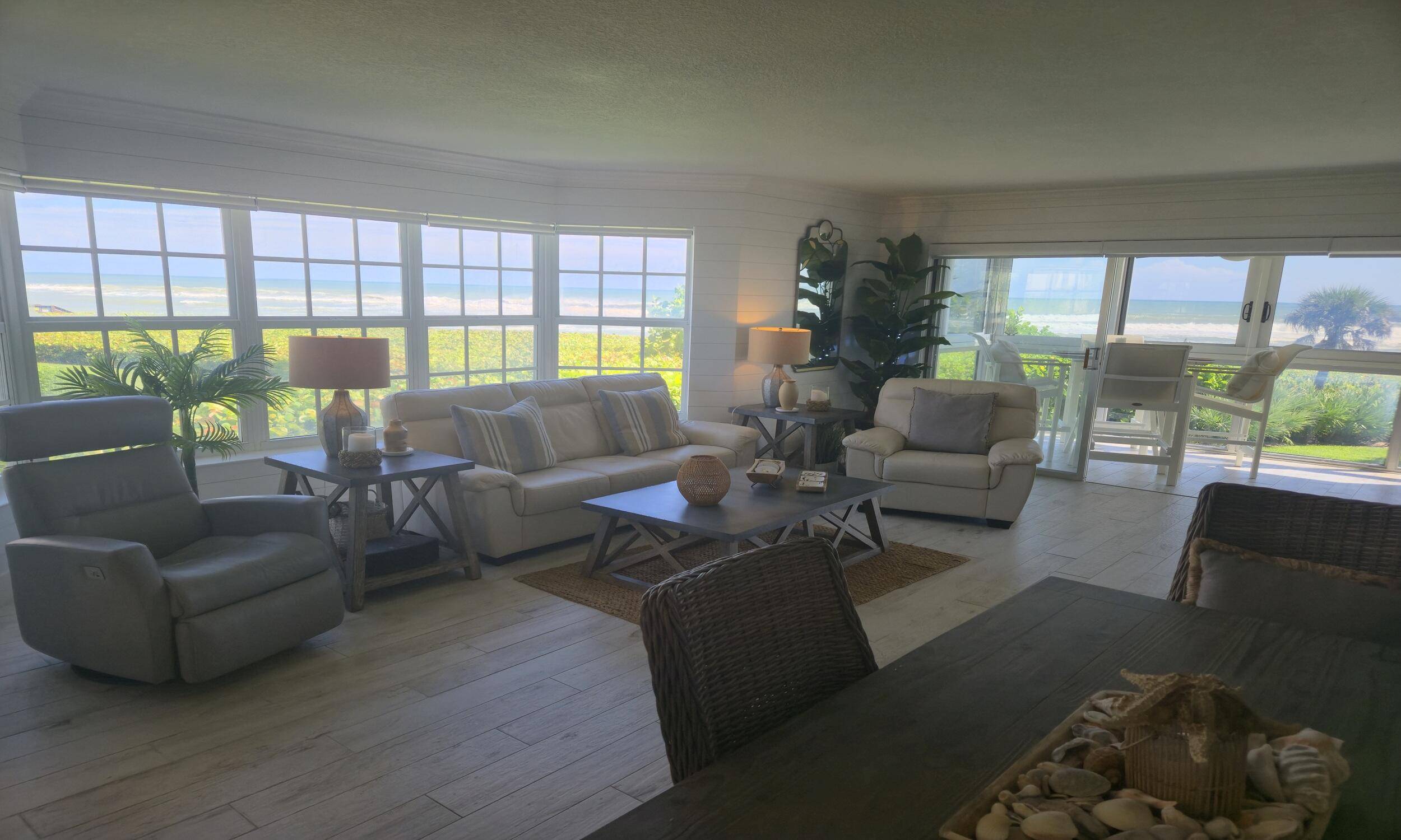 Juno Beach, FL 33408,120 Celestial WAY 214