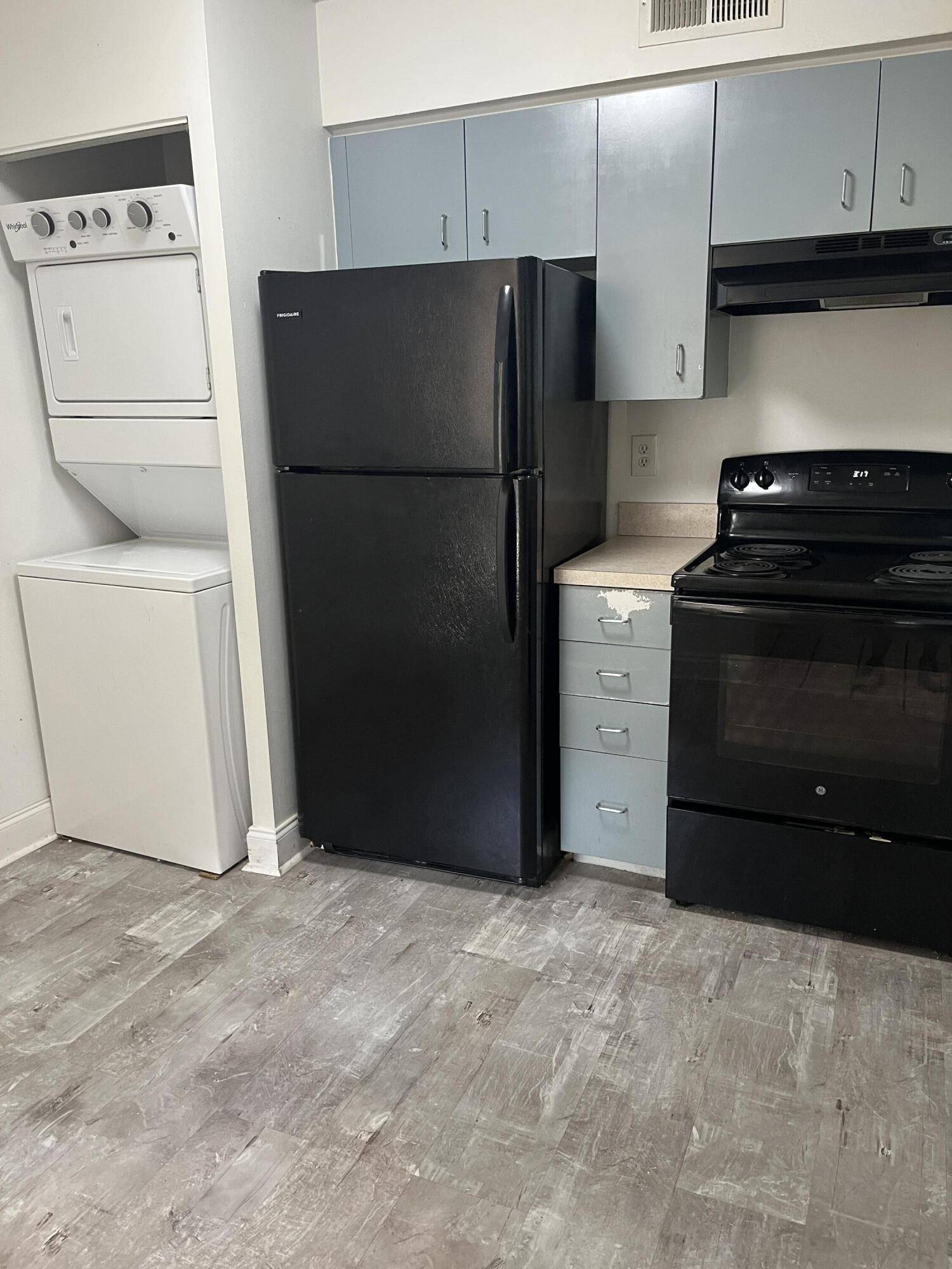 West Palm Beach, FL 33409,6104 Glenmoor DR