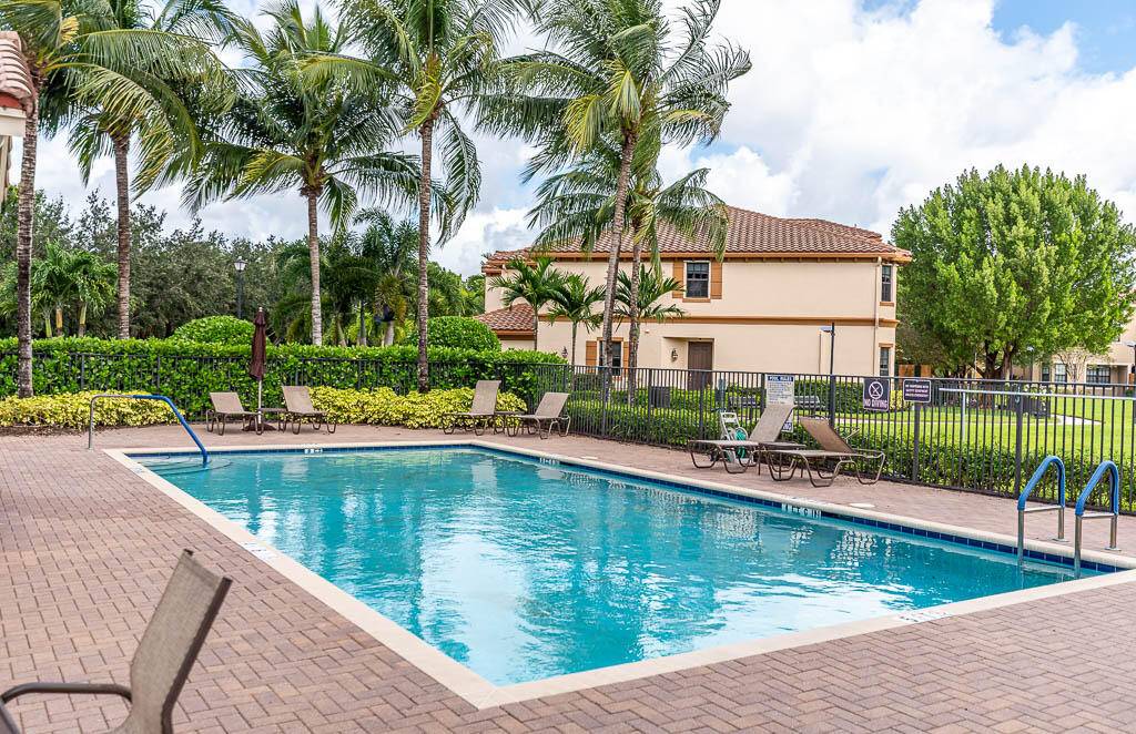 Wellington, FL 33449,10283 Wellington Parc DR