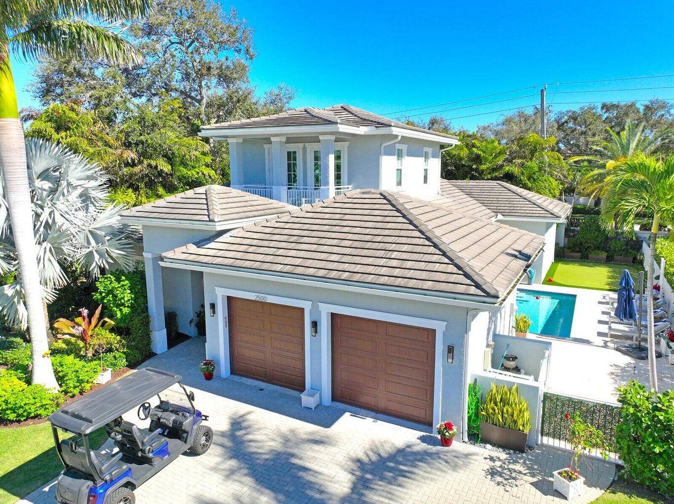 North Palm Beach, FL 33410,2500 Estates DR