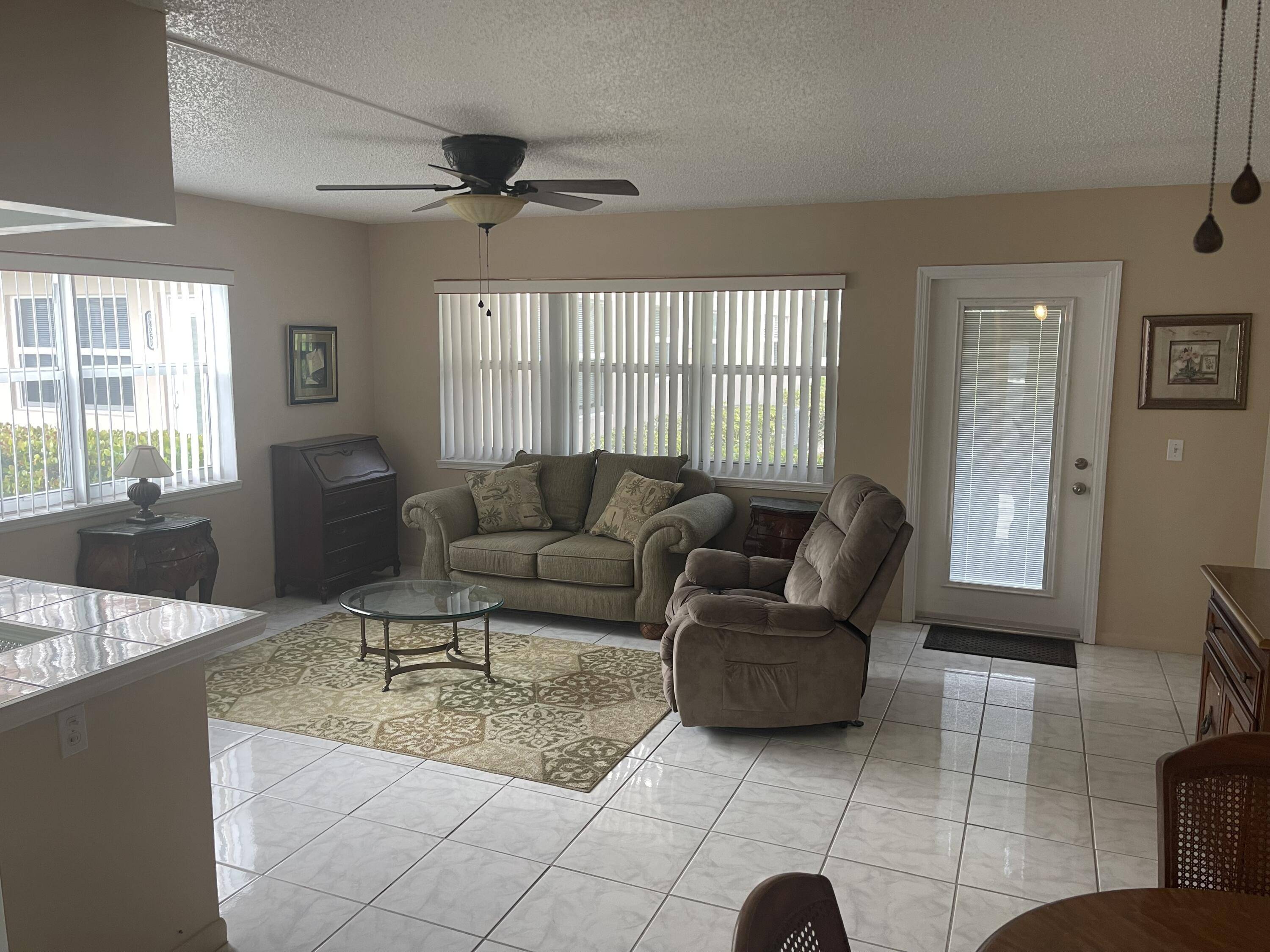 West Palm Beach, FL 33417,424 Chatham U